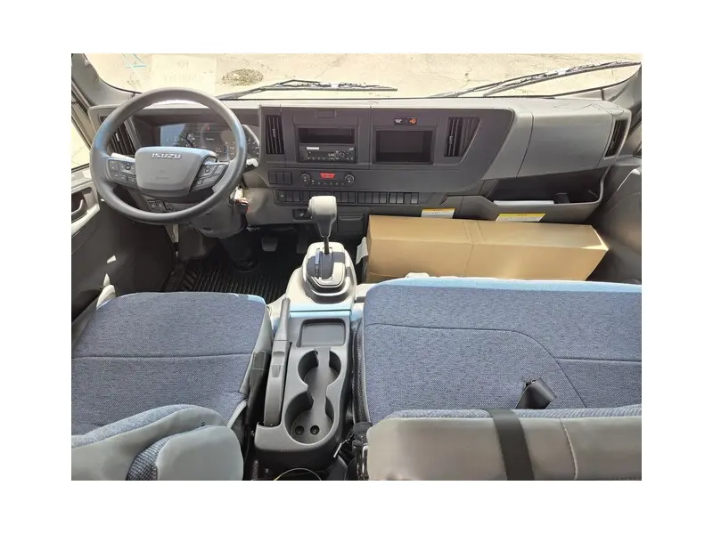 2027 ISUZU NRR