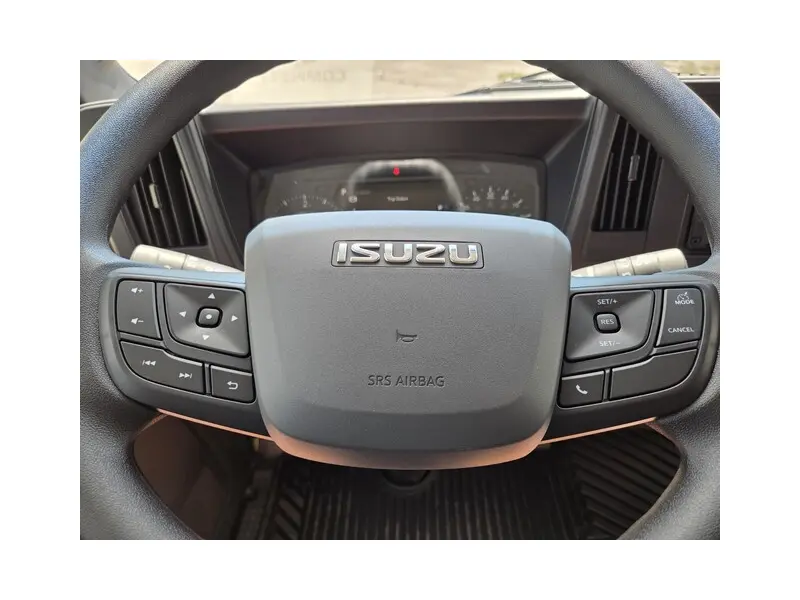 2027 ISUZU NRR