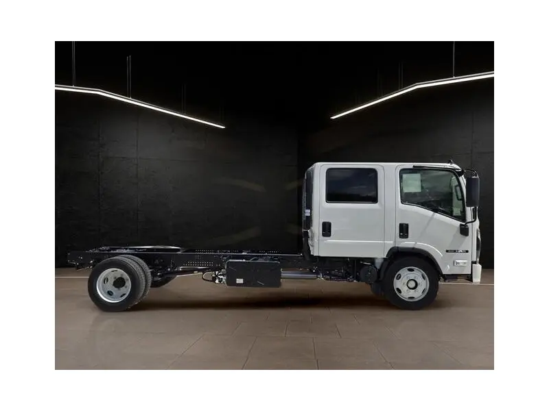 2027 ISUZU NRR