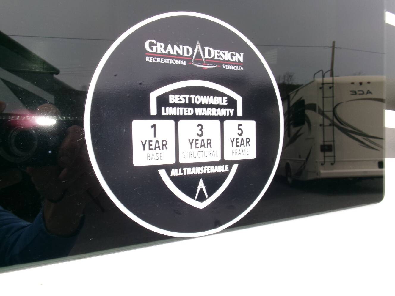 A photo of this 2025 Grand Design Serenova 160LG