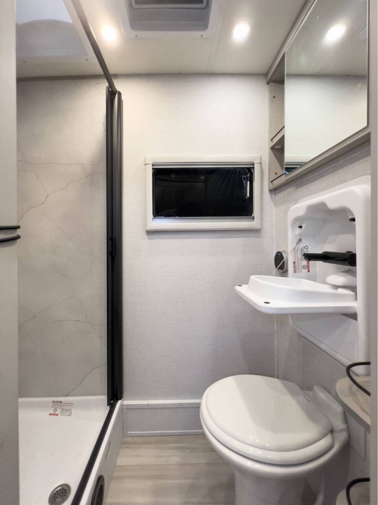 A photo of this 2025 Grand Design Serenova 160LG