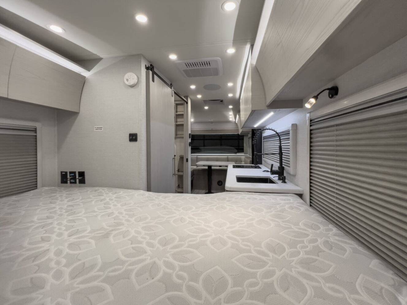 A photo of this 2025 Grand Design Serenova 160LG
