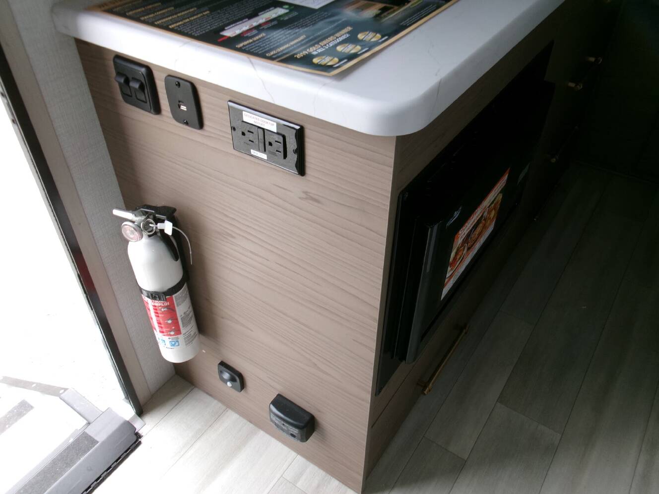 A photo of this 2025 Grand Design Serenova 160LG