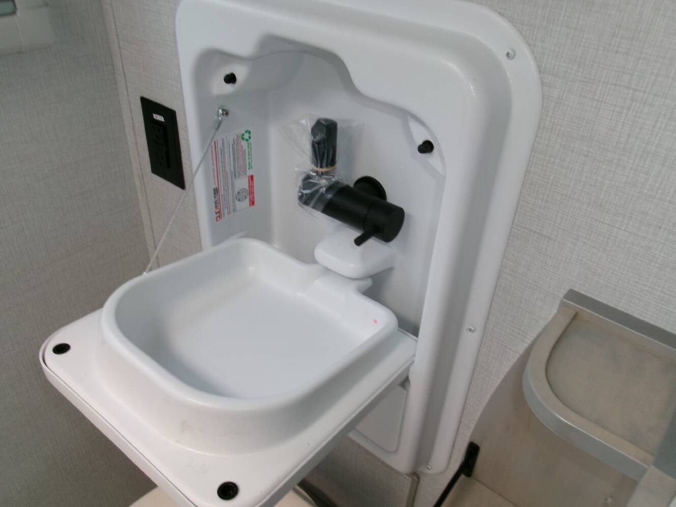 A photo of this 2025 Grand Design Serenova 160LG
