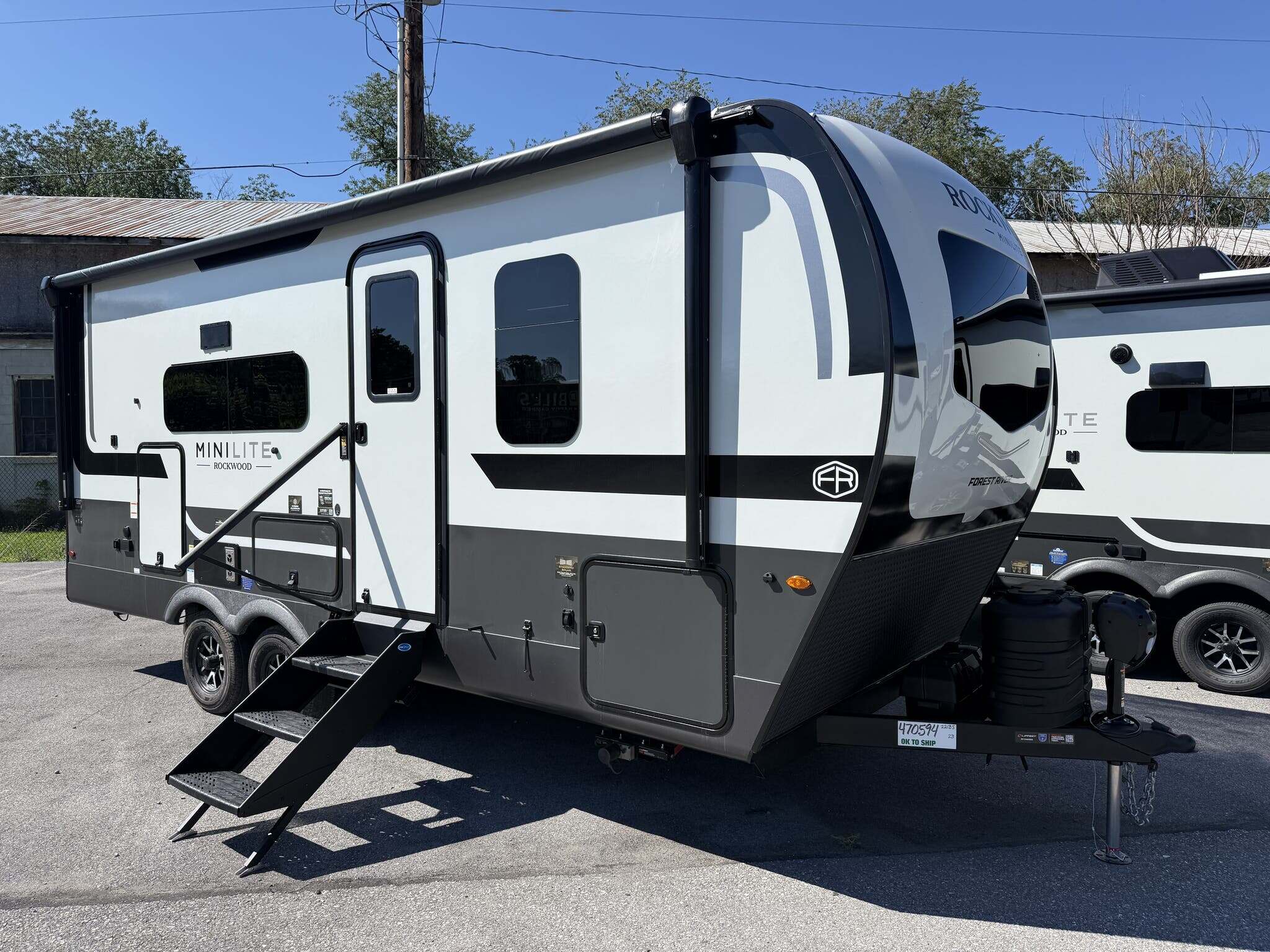 2027 Forest River Rockwood Mini Lite 2213S in mill hall PA