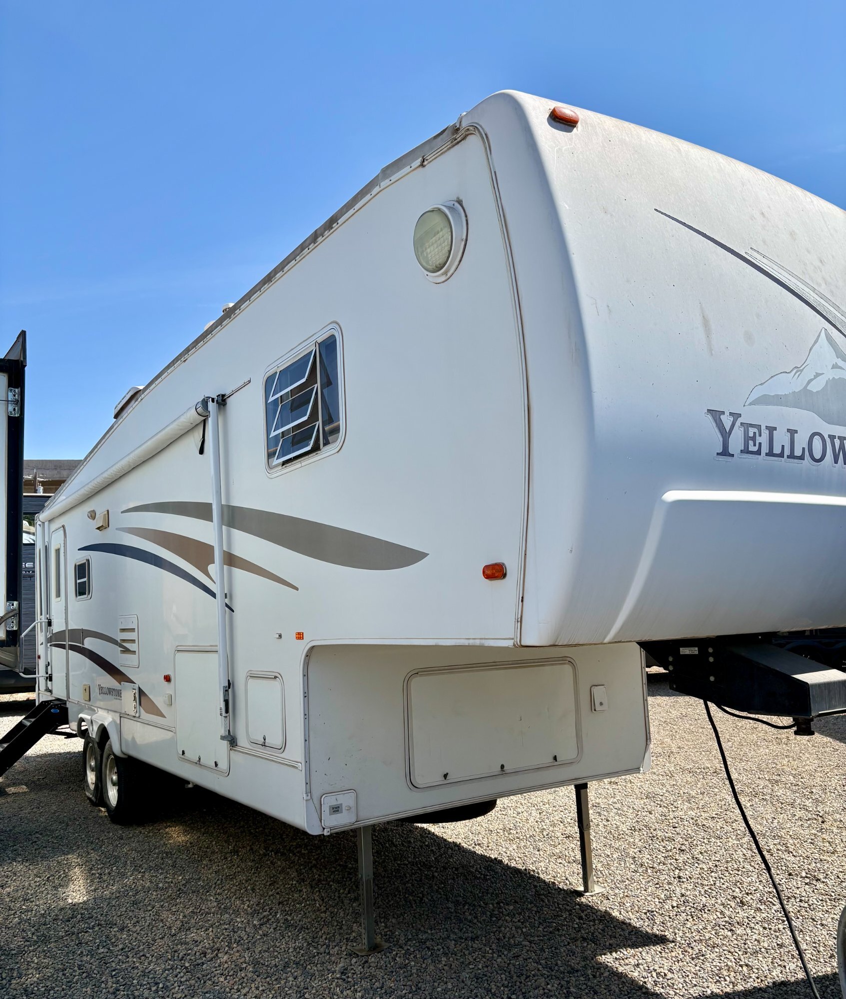2005 Gulf Stream Yellowstone 29FBW in fresno CA