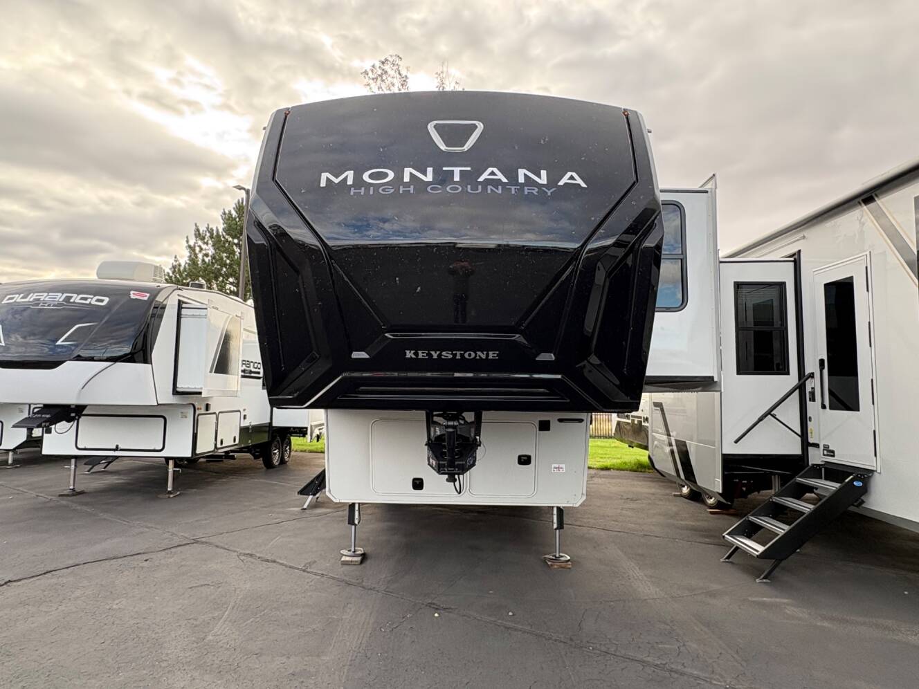 A photo of this 2027 Keystone Montana High Country 290RL