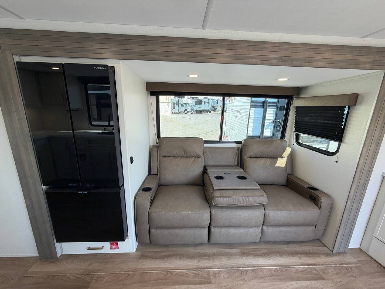 A photo of this 2027 Grand Design Transcend Xplor 285RKT
