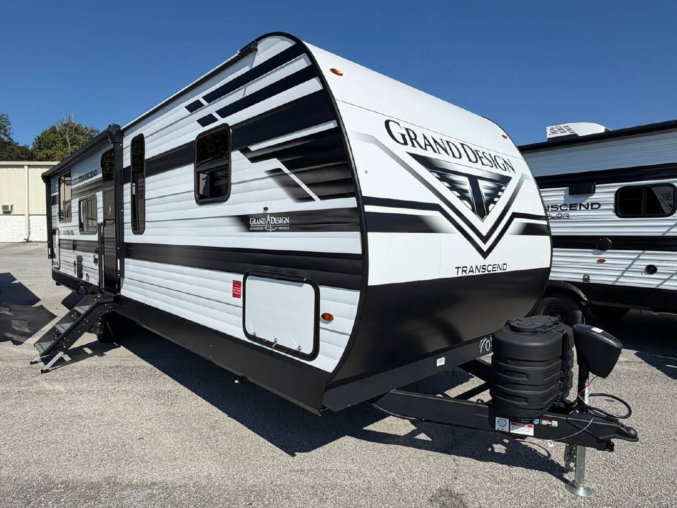 A photo of this 2027 Grand Design Transcend Xplor 285RKT