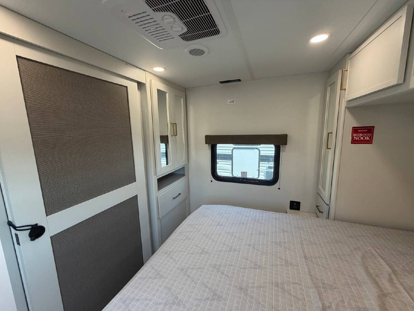 A photo of this 2027 Grand Design Transcend Xplor 285RKT