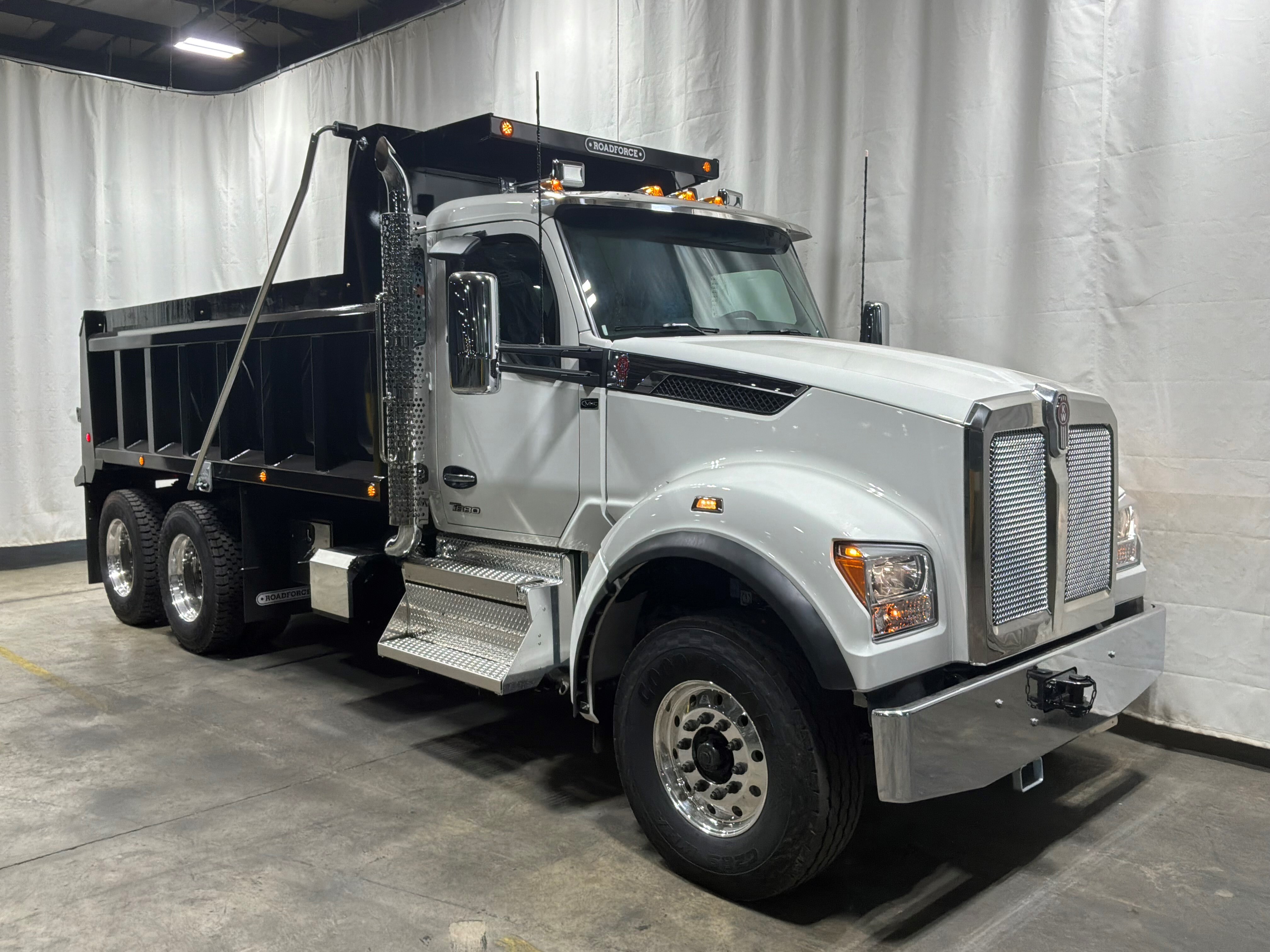 2027 KENWORTH T880S PH in Gainesville, GA