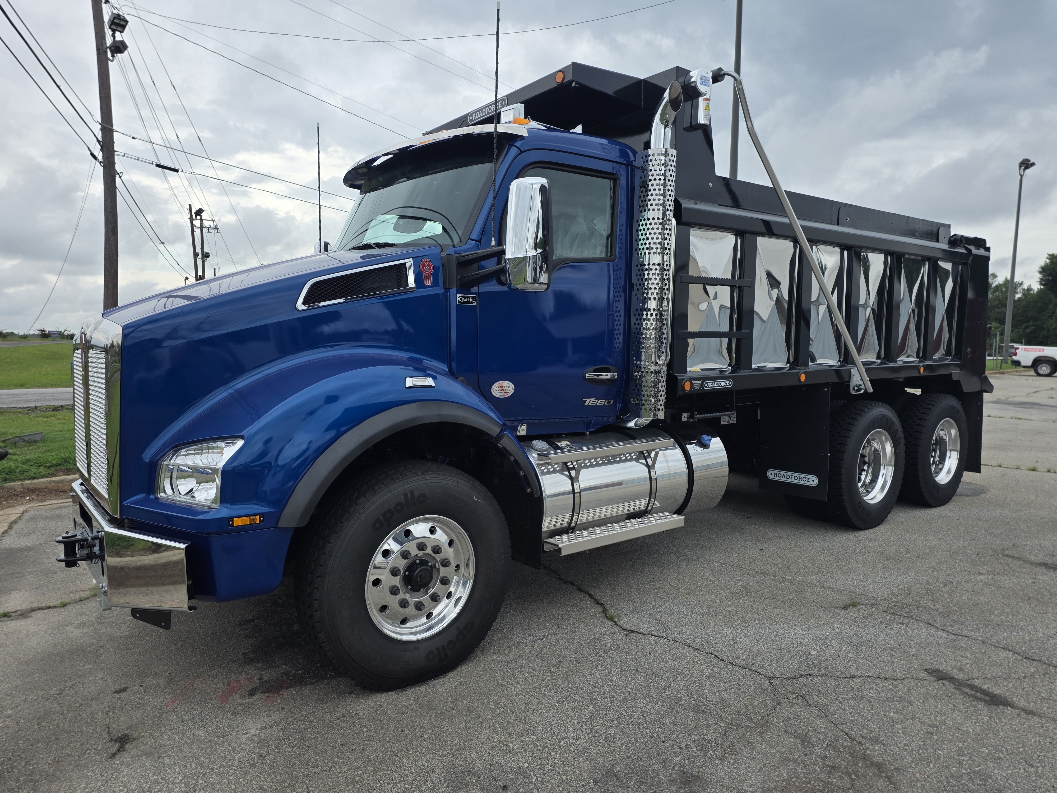 2027 Kenworth T880 in Conyers, GA