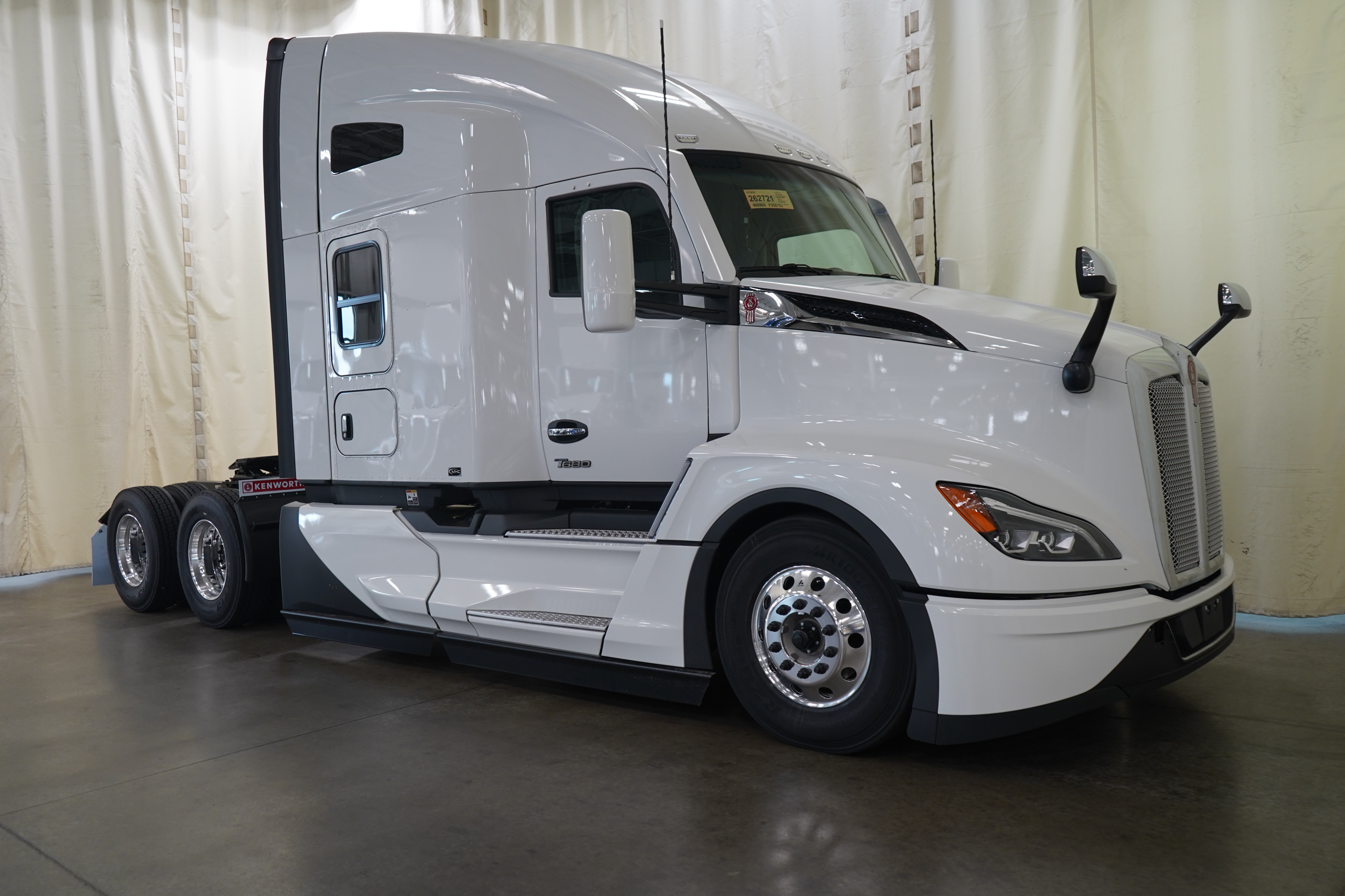 2027 KENWORTH T680 in Nashville, TN