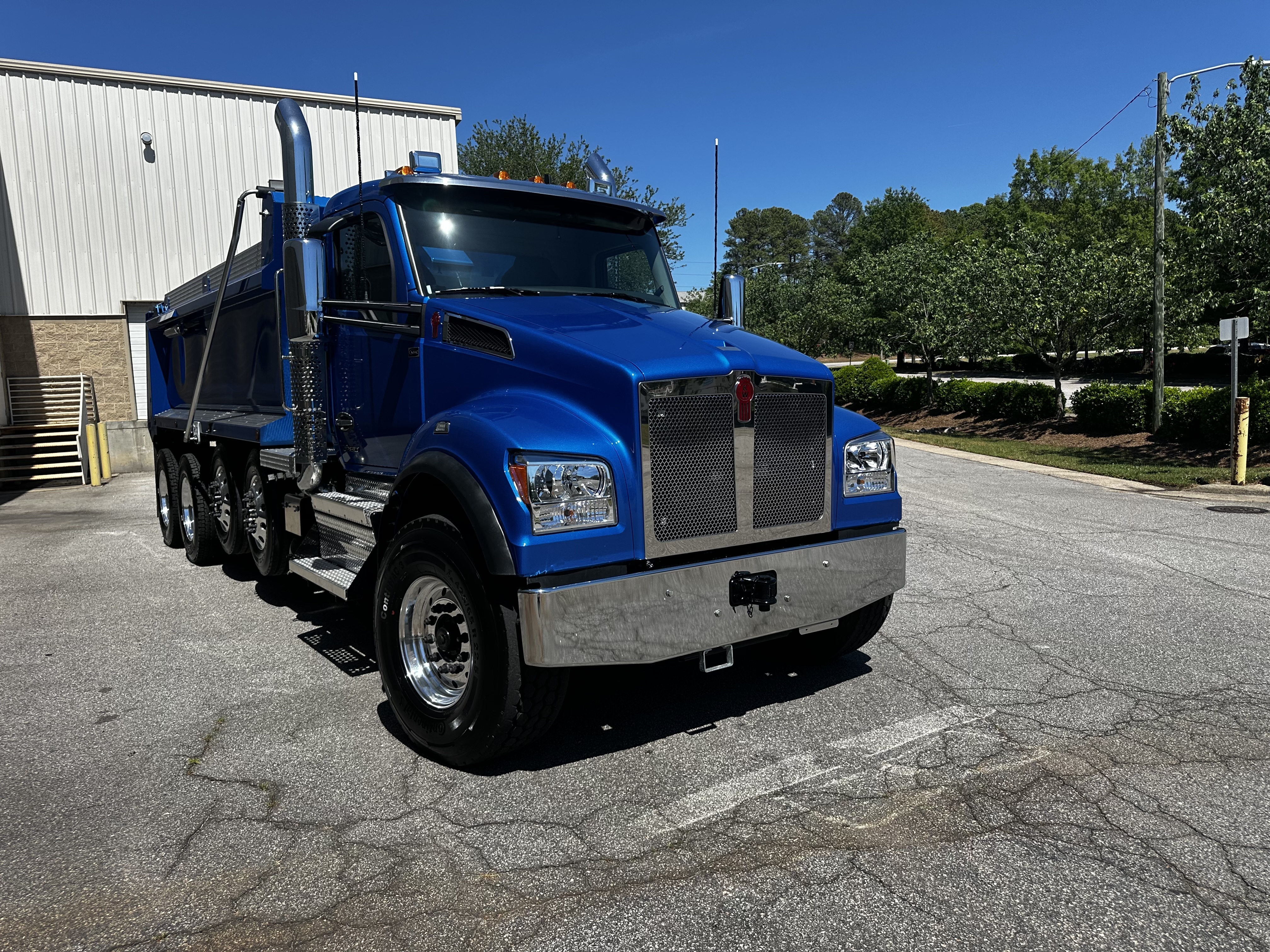 2027 KENWORTH T880S in Raleigh, NC