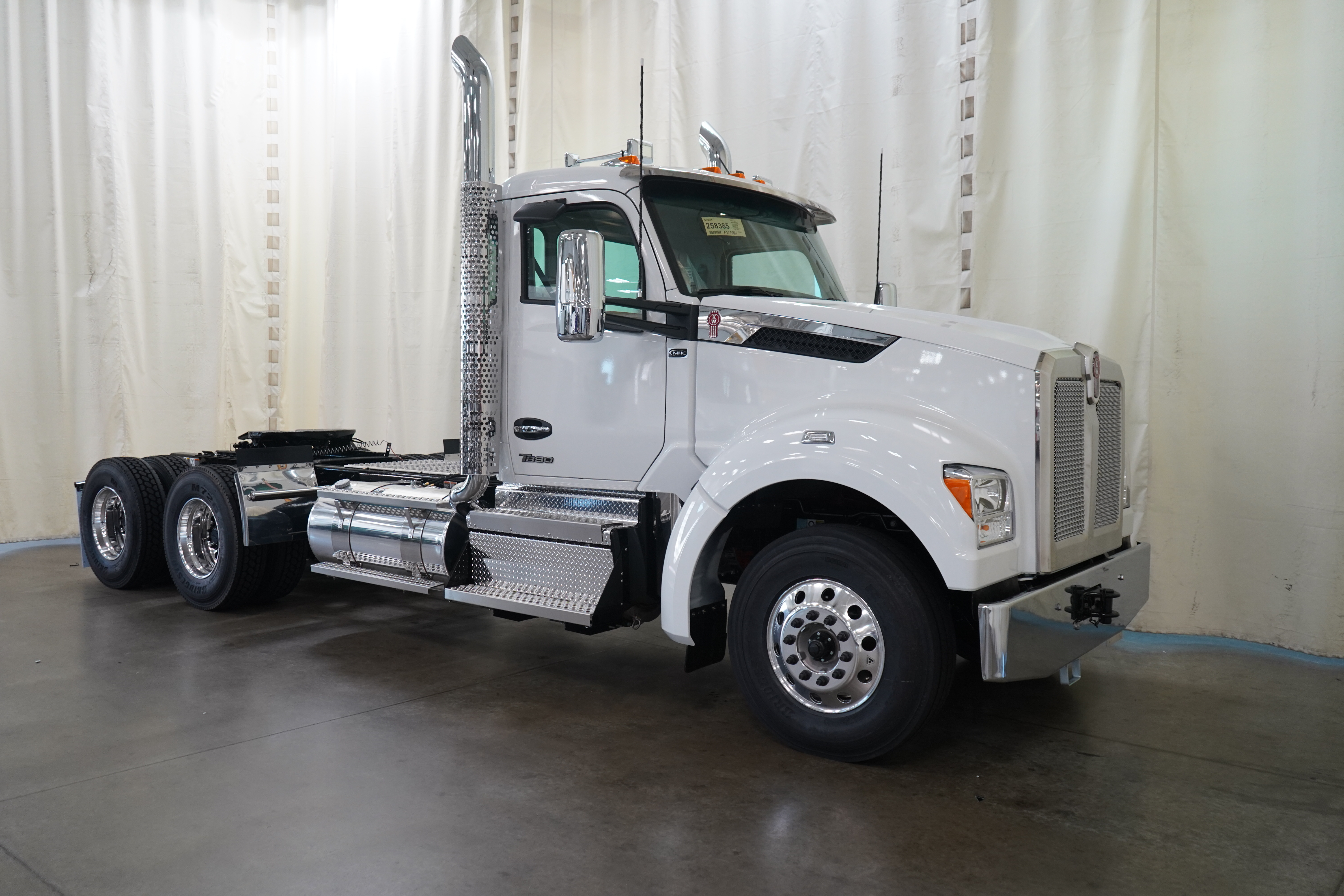 2027 KENWORTH T880S PH in Wichita Falls, TX