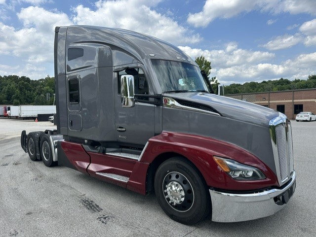 2024 KENWORTH T680 in Chattanooga, TN