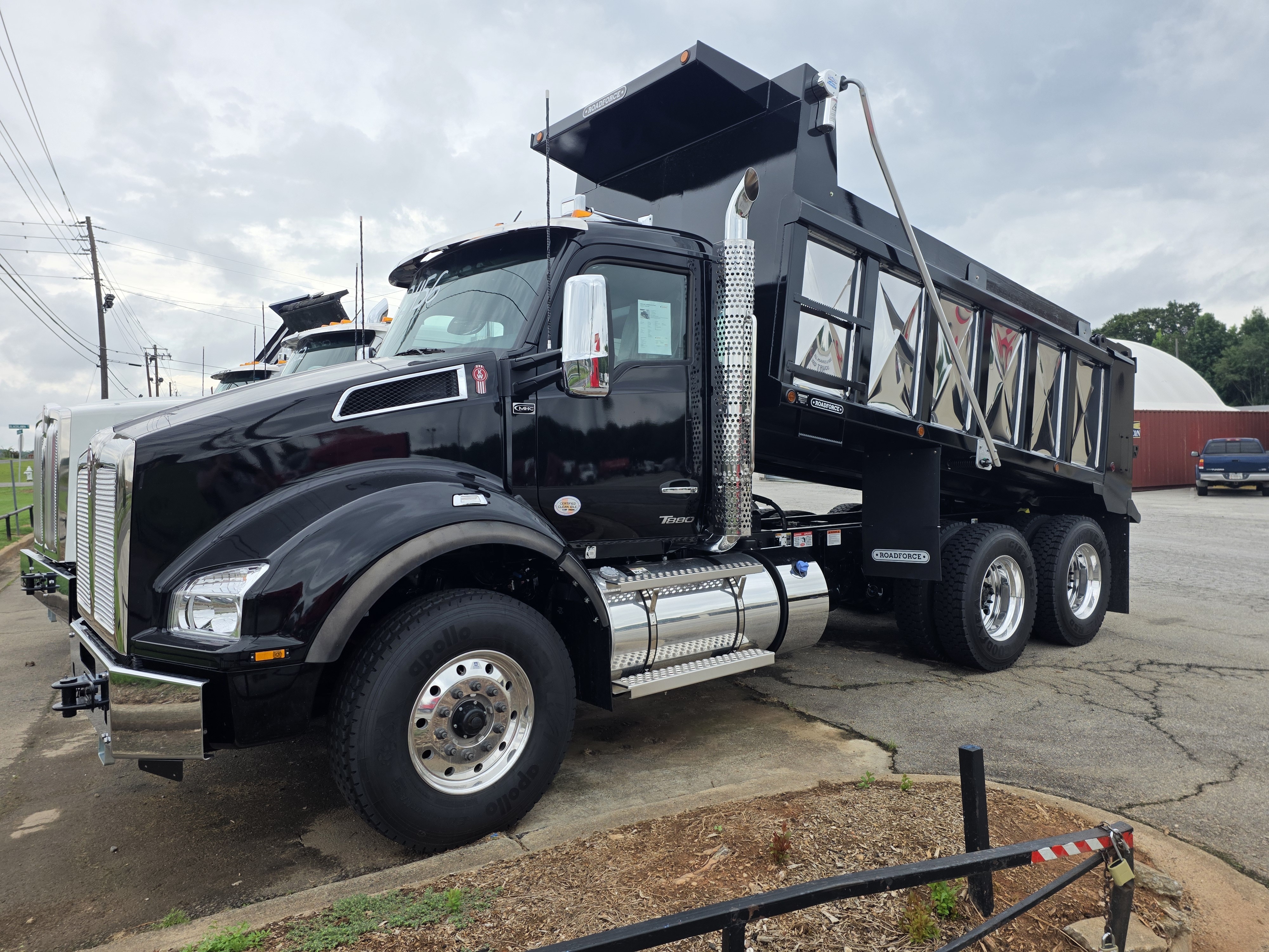 2027 Kenworth T880 in Conyers, GA