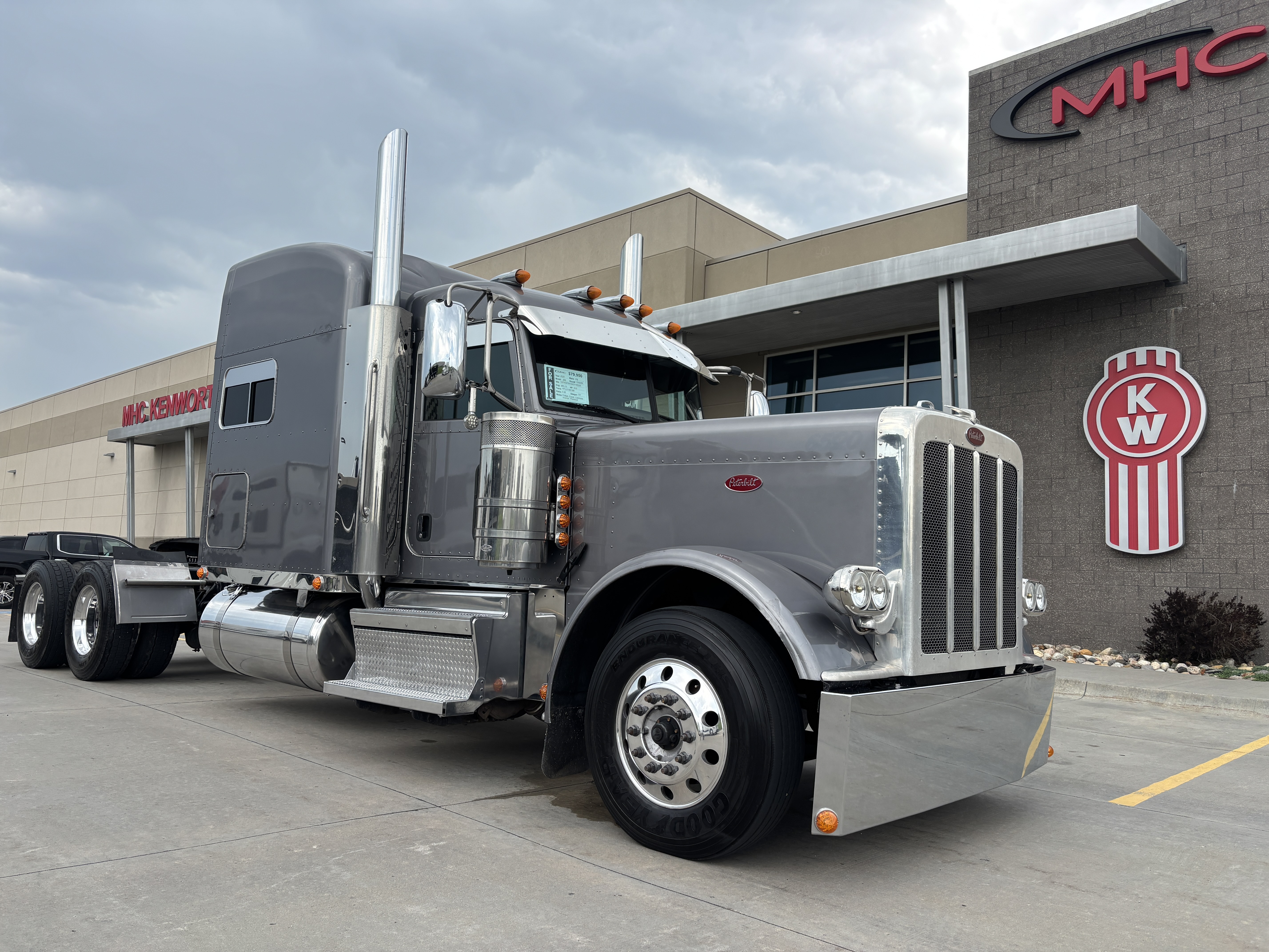 2021 PETERBILT 389 in Omaha, NE