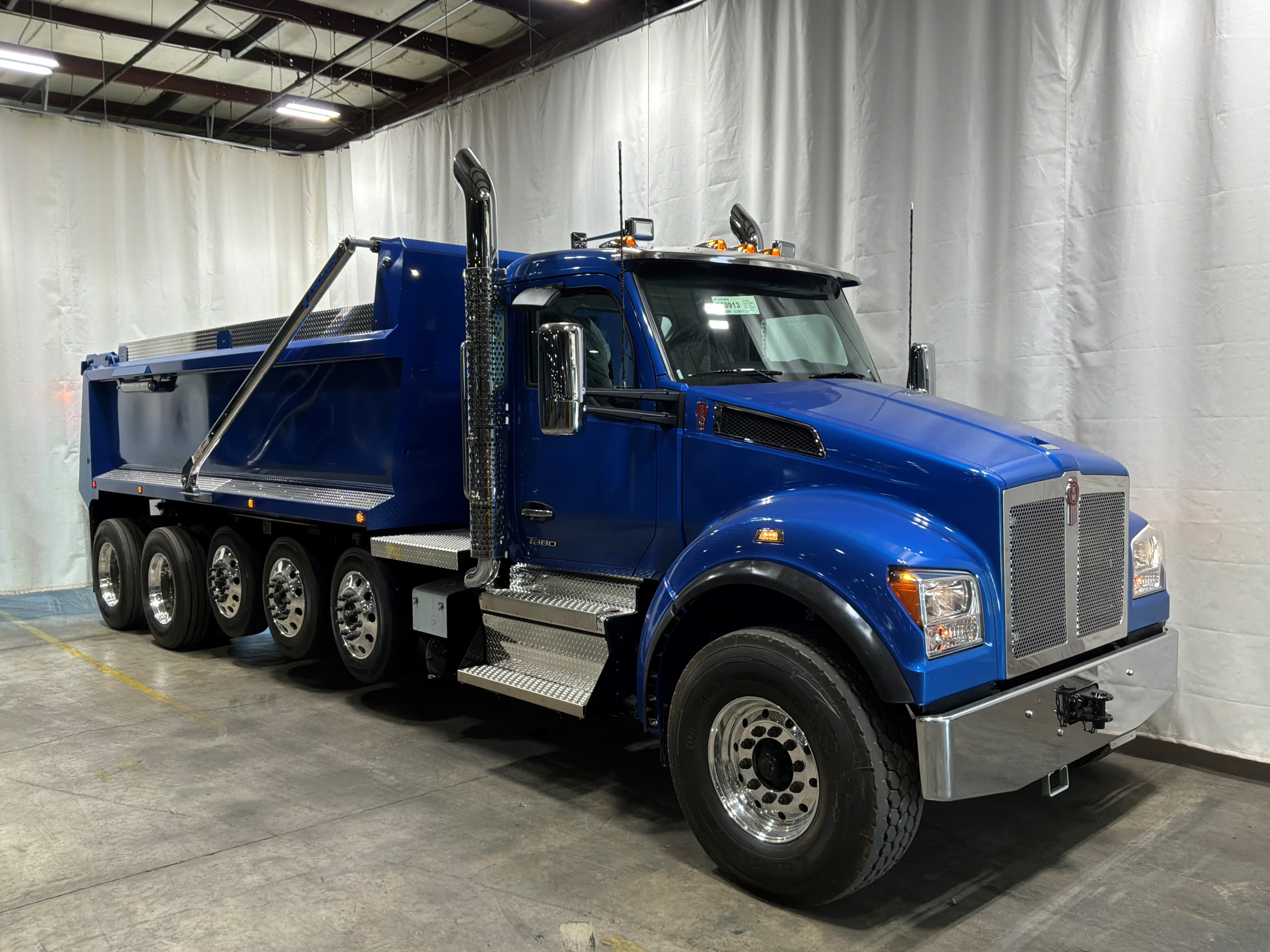 2027 KENWORTH T880S in Raleigh, NC