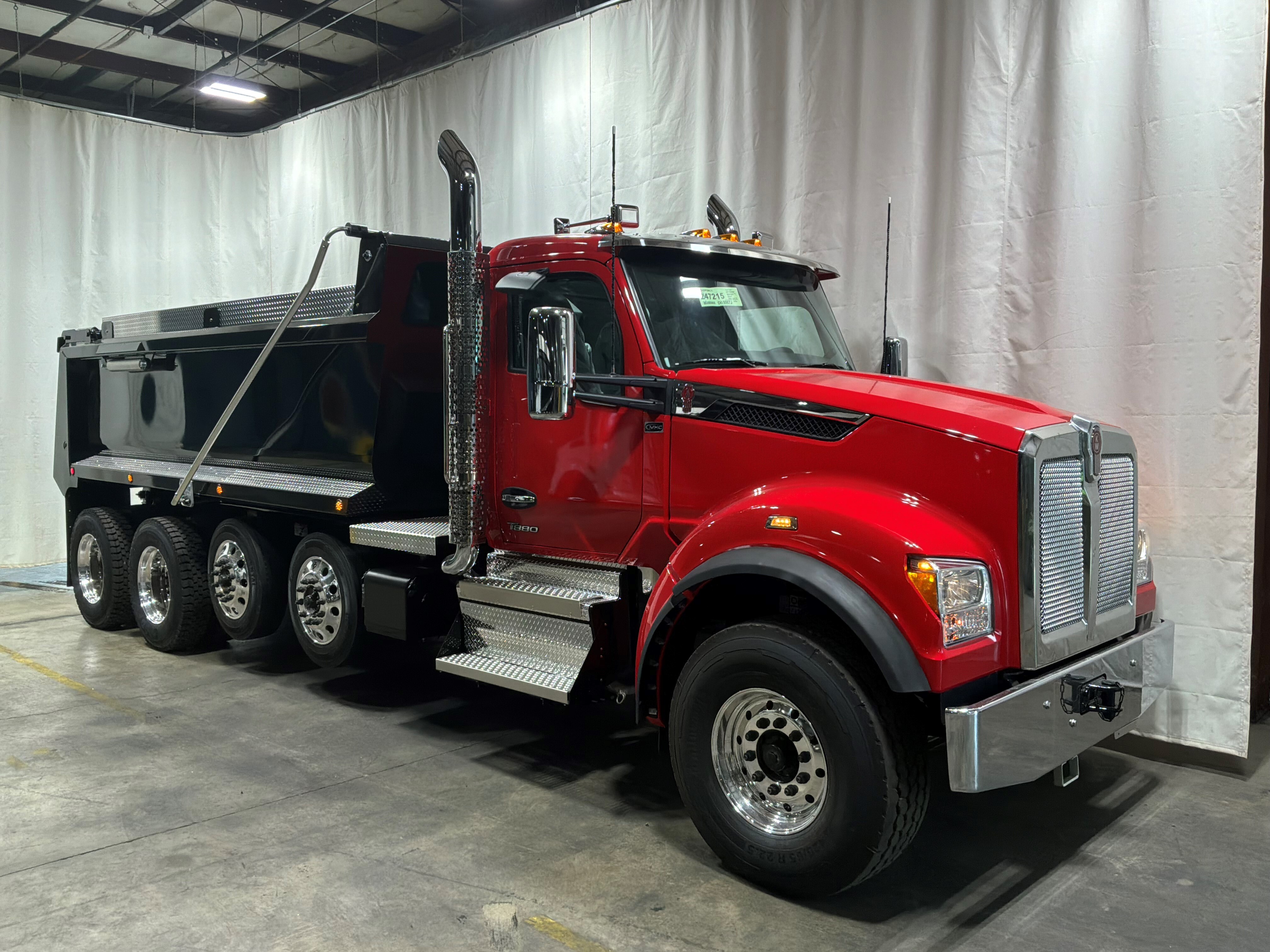 2027 KENWORTH T880S PH in Clinton, NC