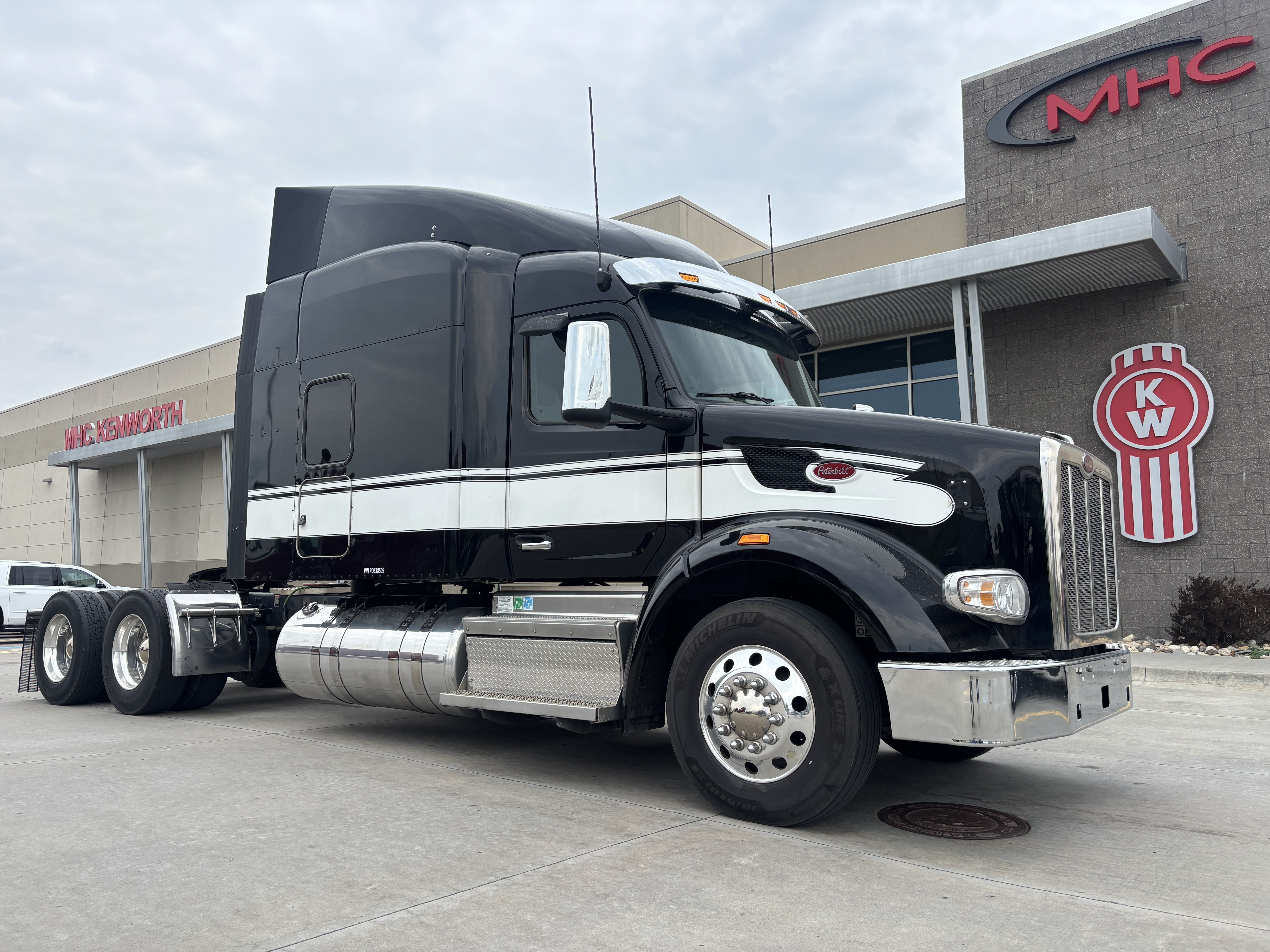 2023 PETERBILT 567 in Omaha, NE