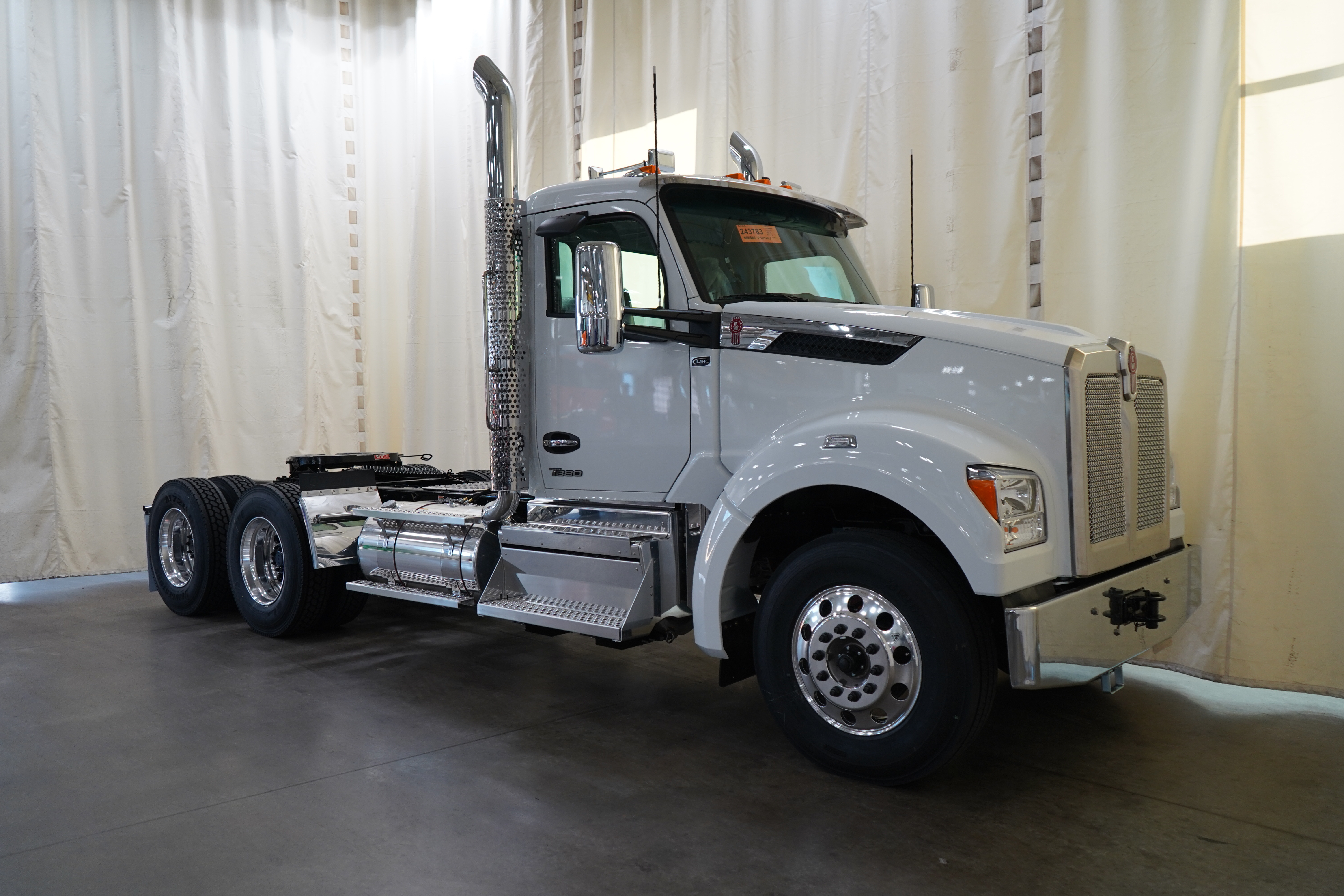 2027 KENWORTH T880S PH in Concord, NC