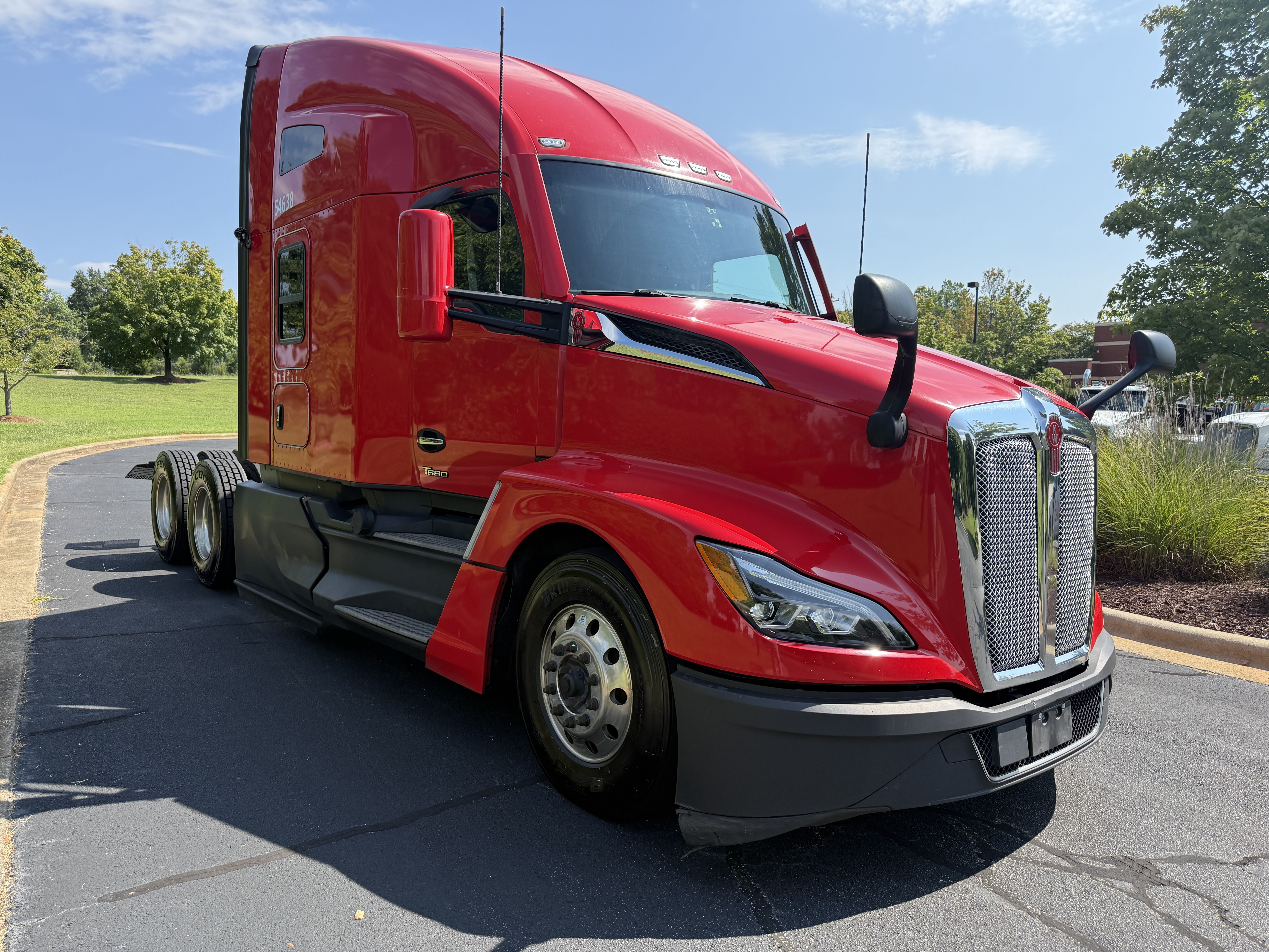 2023 KENWORTH T680 in Greensboro, NC