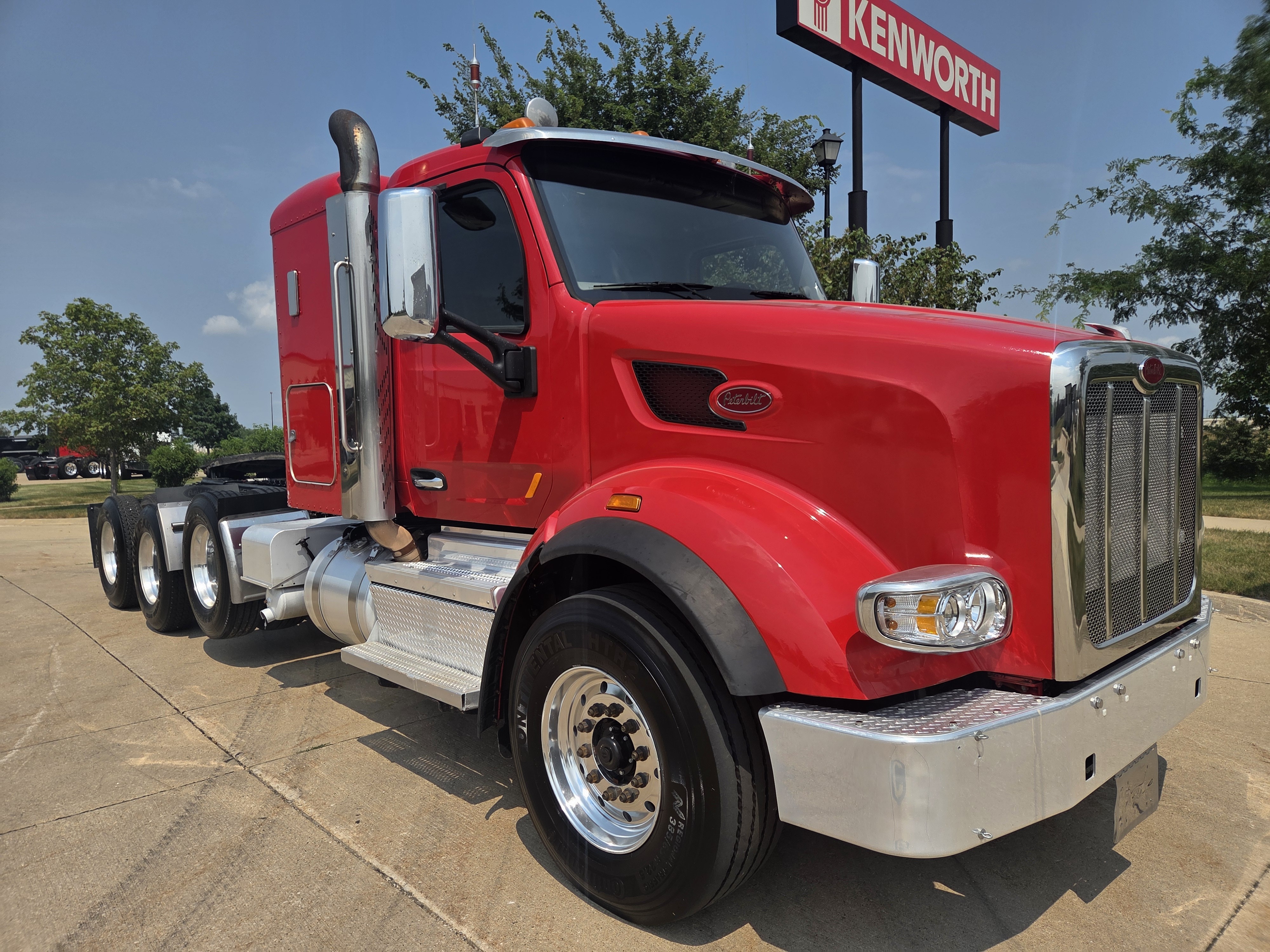 2020 PETERBILT 567 in Cedar Rapids, IA