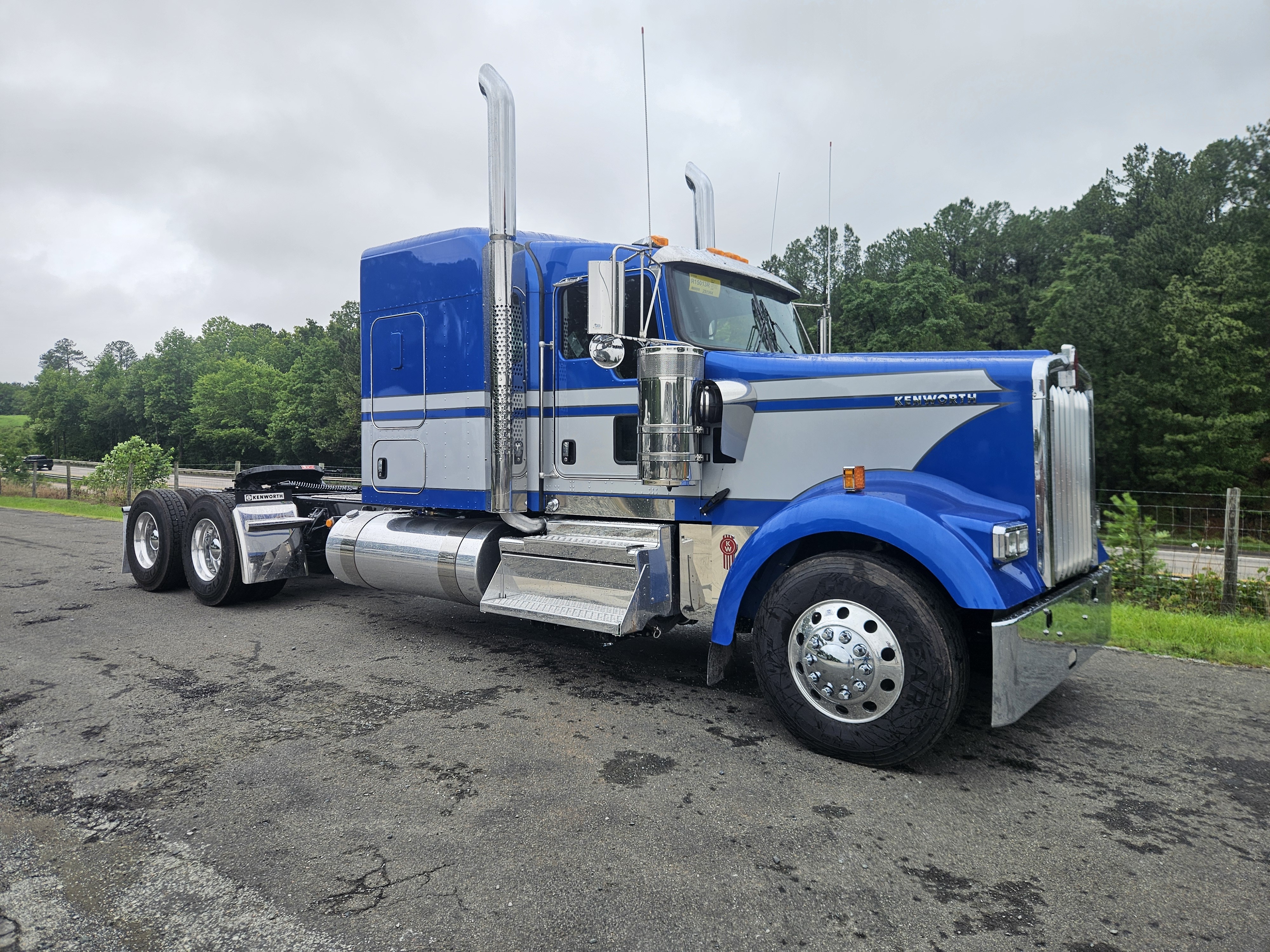2027 KENWORTH W900L in Durham, NC