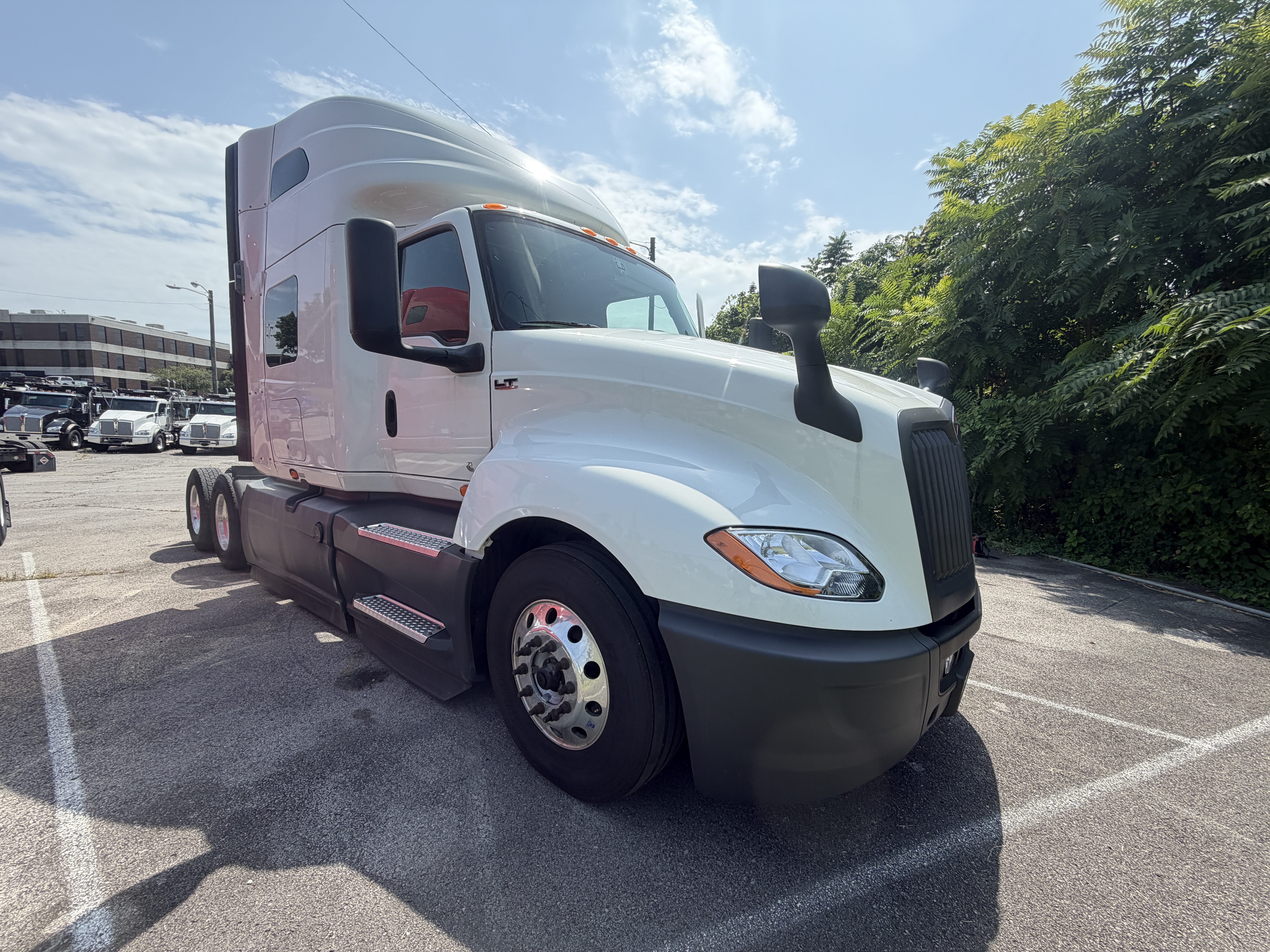 2021 INTERNATIONAL LT625 in Nashville, TN