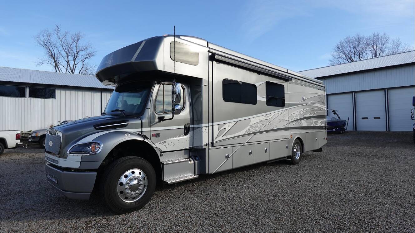A photo of this 2024 Dynamax DX3 34KD