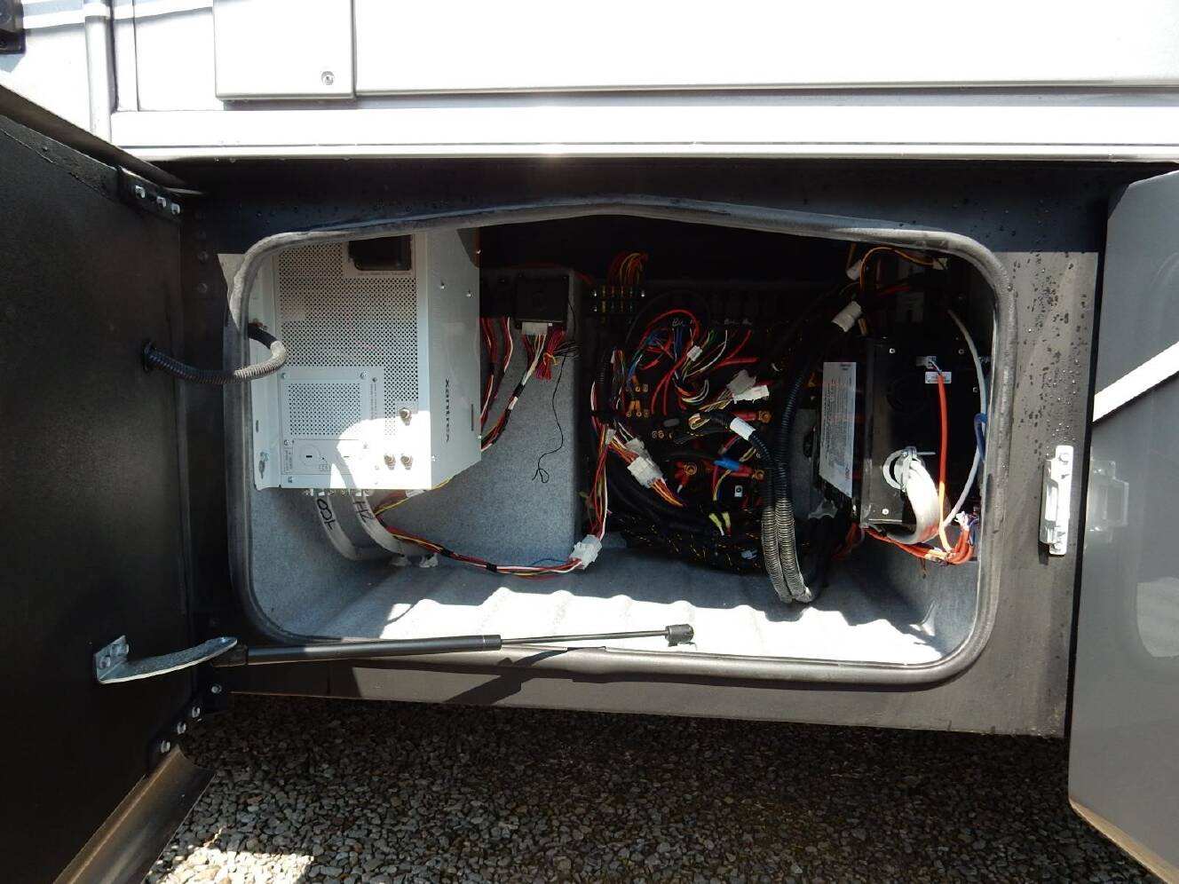 A photo of this 2027 Dynamax DX3 34KD