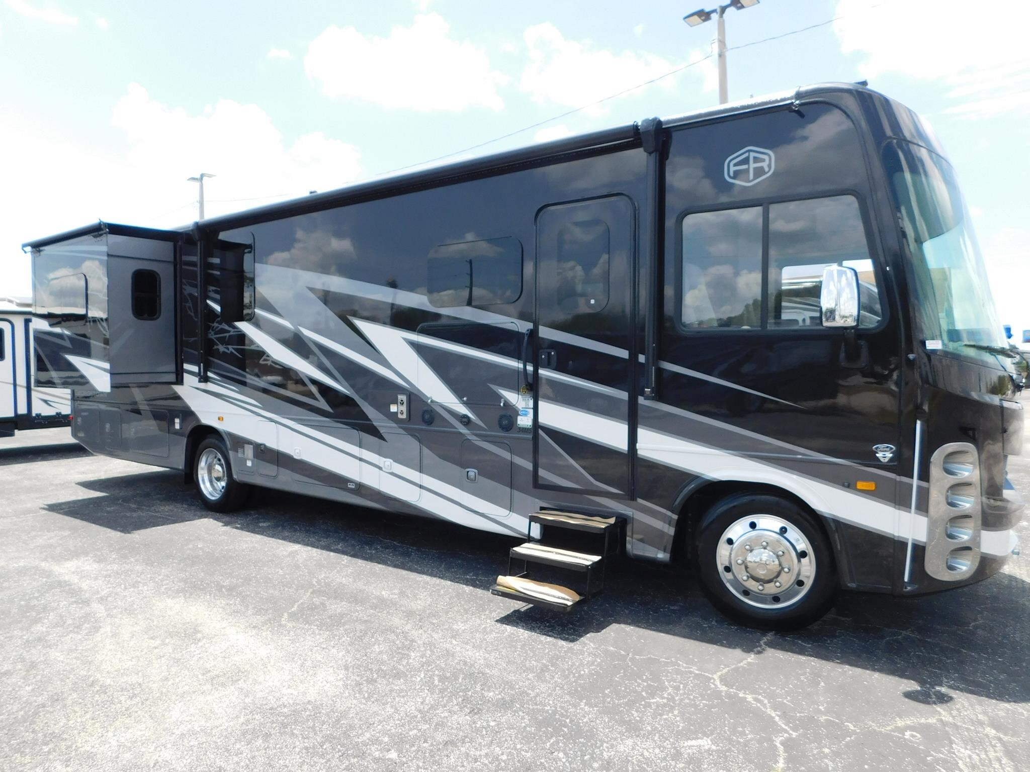 2026 Forest River GEORGETOWN GT5 34M5 5 SERIES GT5 34M5 in brooksville FL