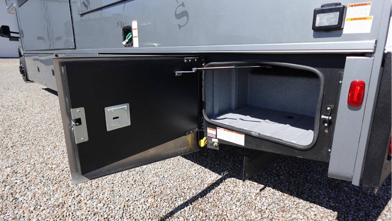 A photo of this 2026 Dynamax ISATA 6 30FW