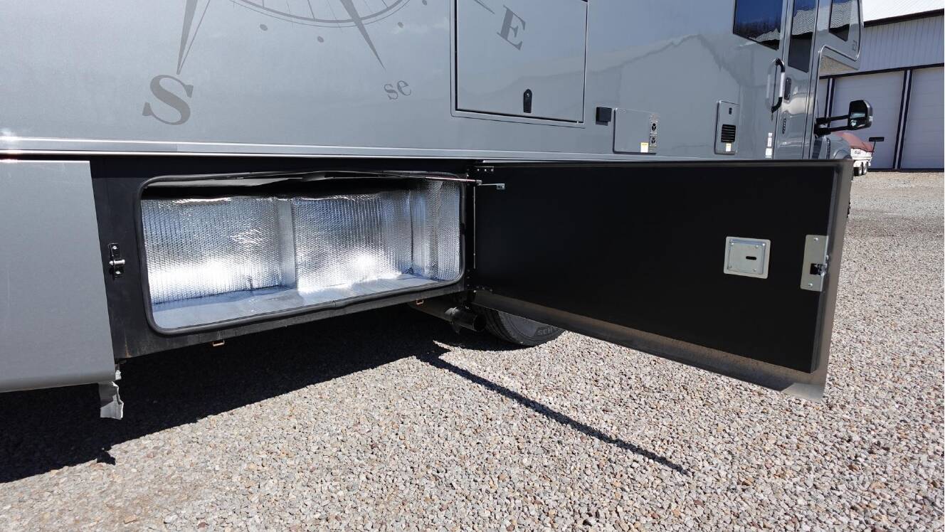A photo of this 2026 Dynamax ISATA 6 30FW