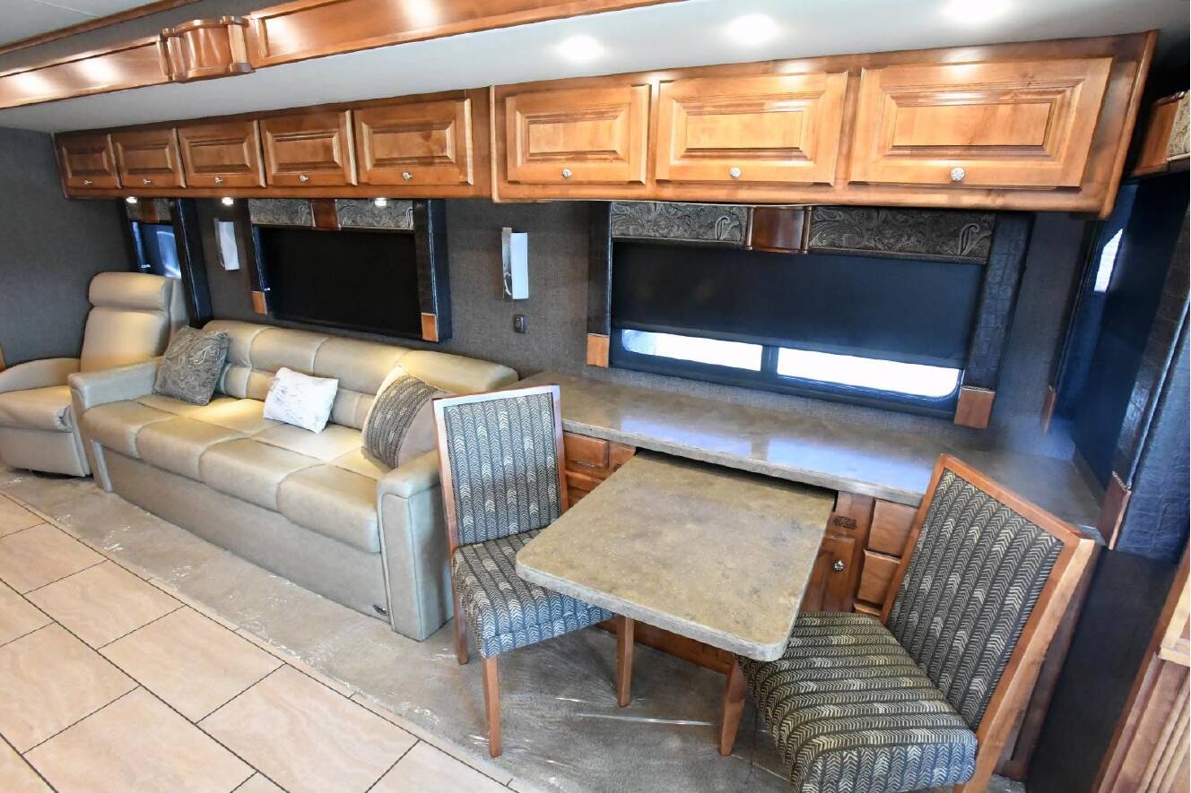 A photo of this 2016 Tiffin ALLEGRO OPEN ROAD 36LA