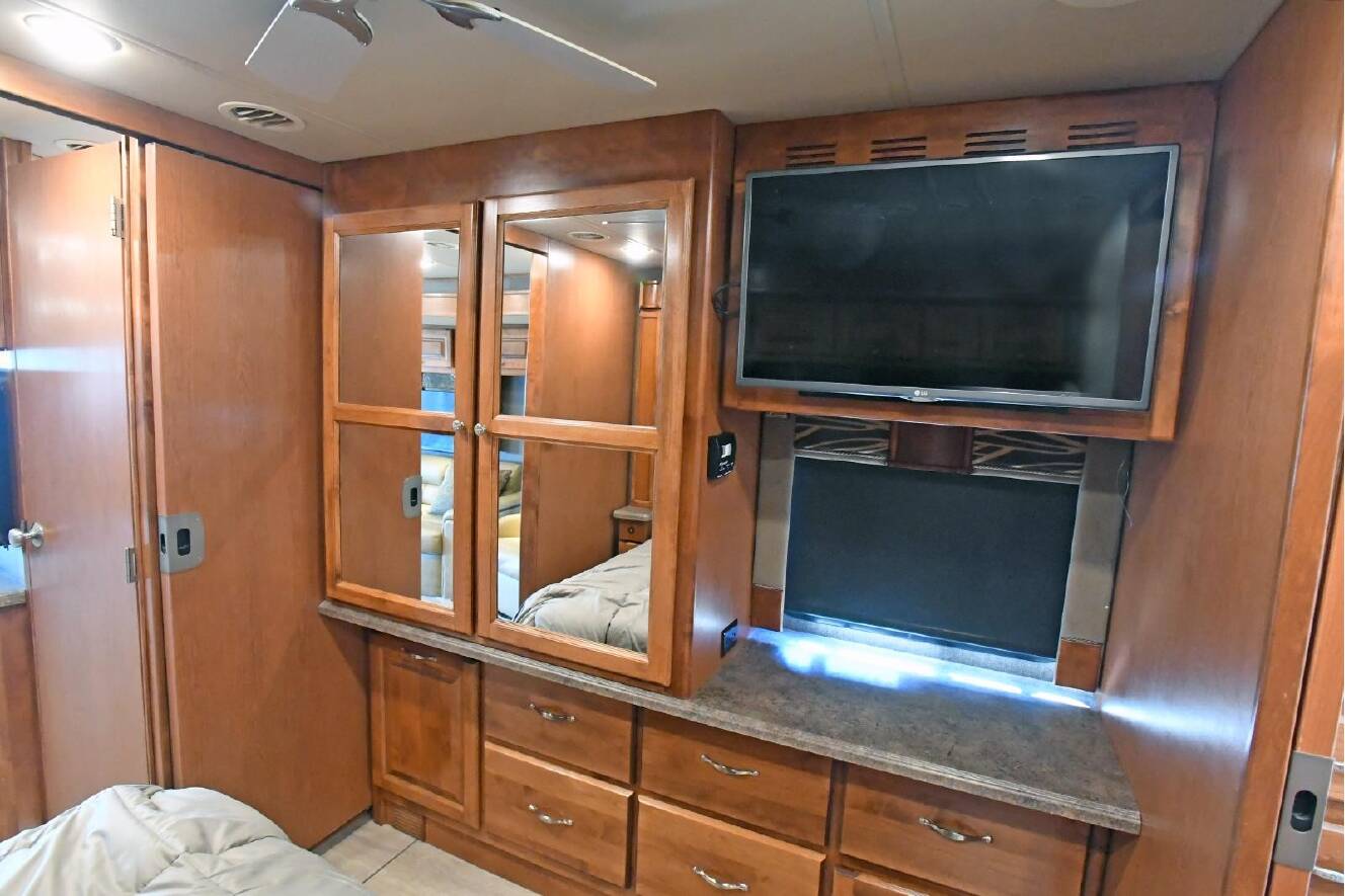 A photo of this 2016 Tiffin ALLEGRO OPEN ROAD 36LA