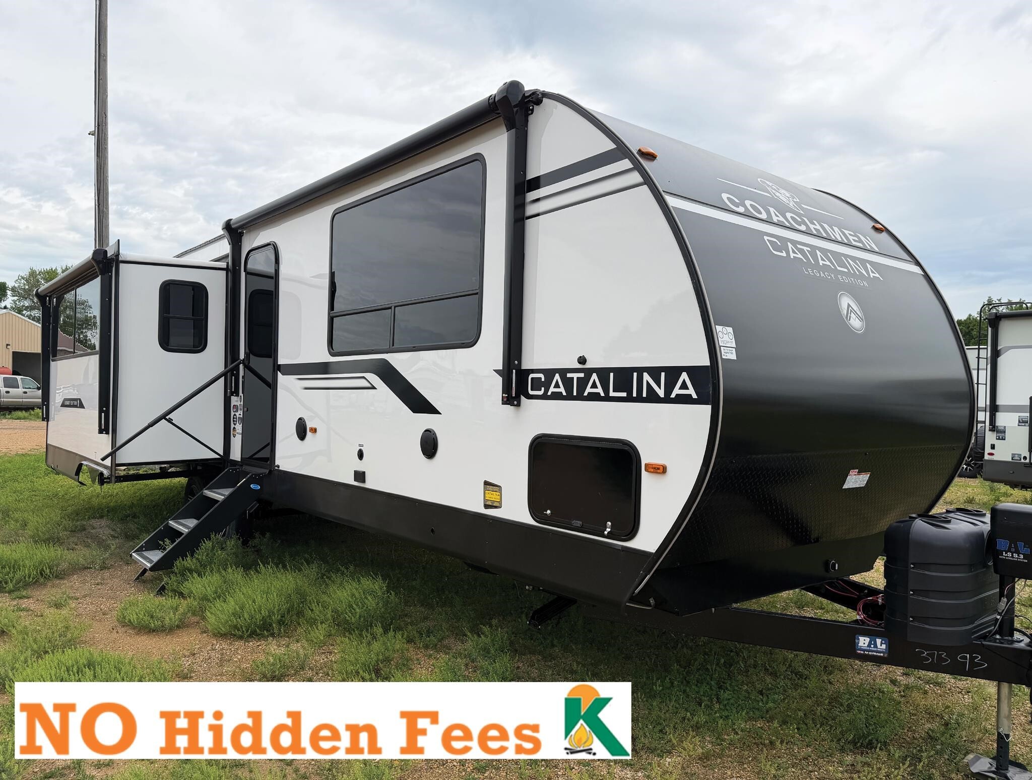 2026 Coachmen CATALINA LEGACY EDITION 313RLTS in mankato MN