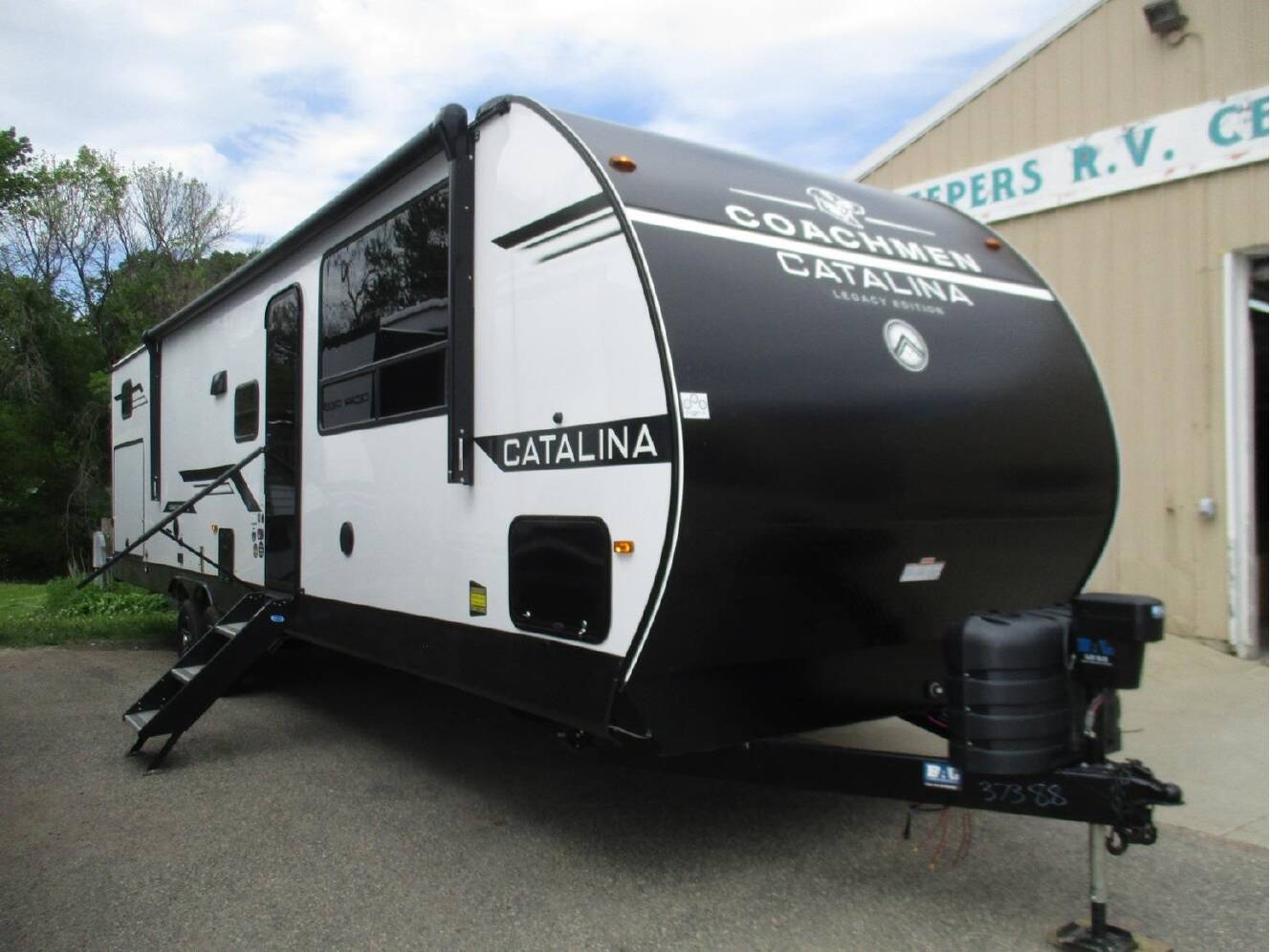 A photo of this 2026 Coachmen CATALINA LEGACY EDITION 343BHTS