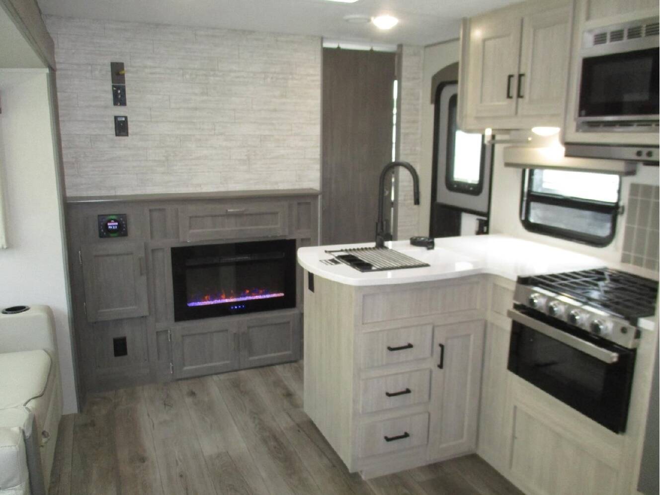 A photo of this 2026 Coachmen CATALINA LEGACY EDITION 343BHTS