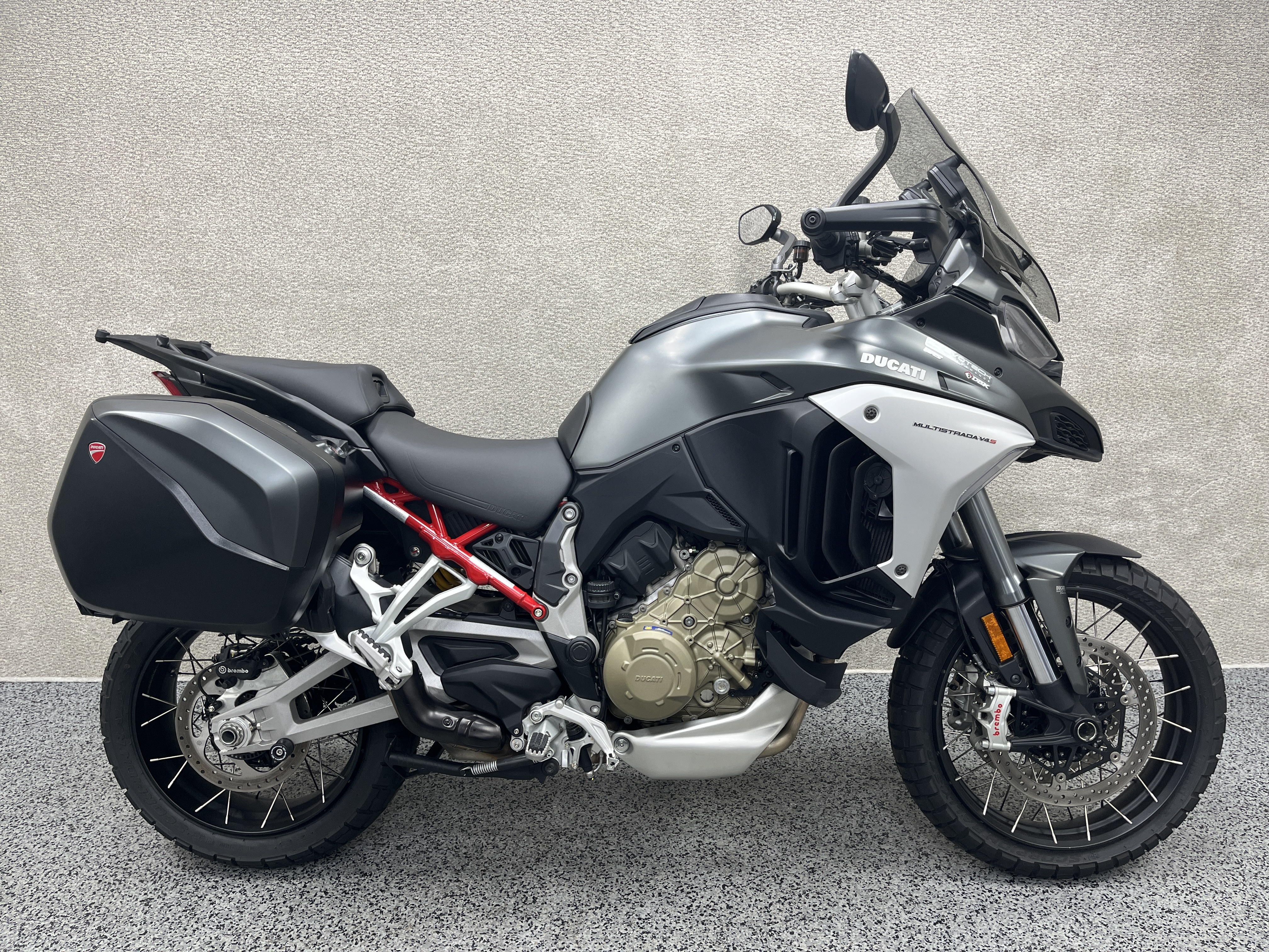 2022 Ducati Multistrada V4S Travel & Radar V4 S in Pelham, NH