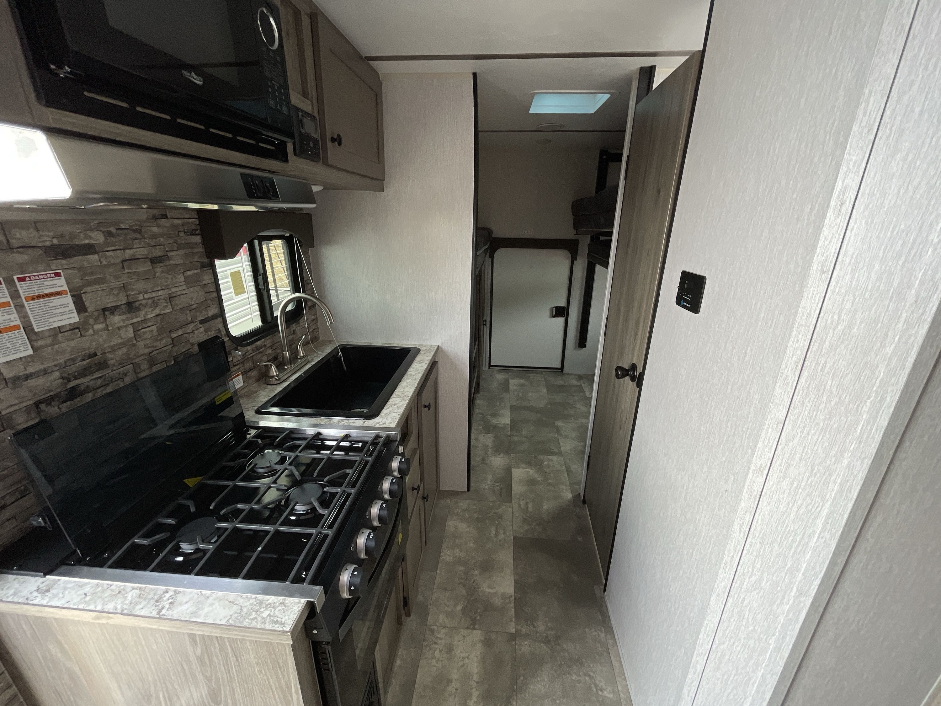 2023 Sunset Park Rv SUN-LITE 21QB in chichester NH