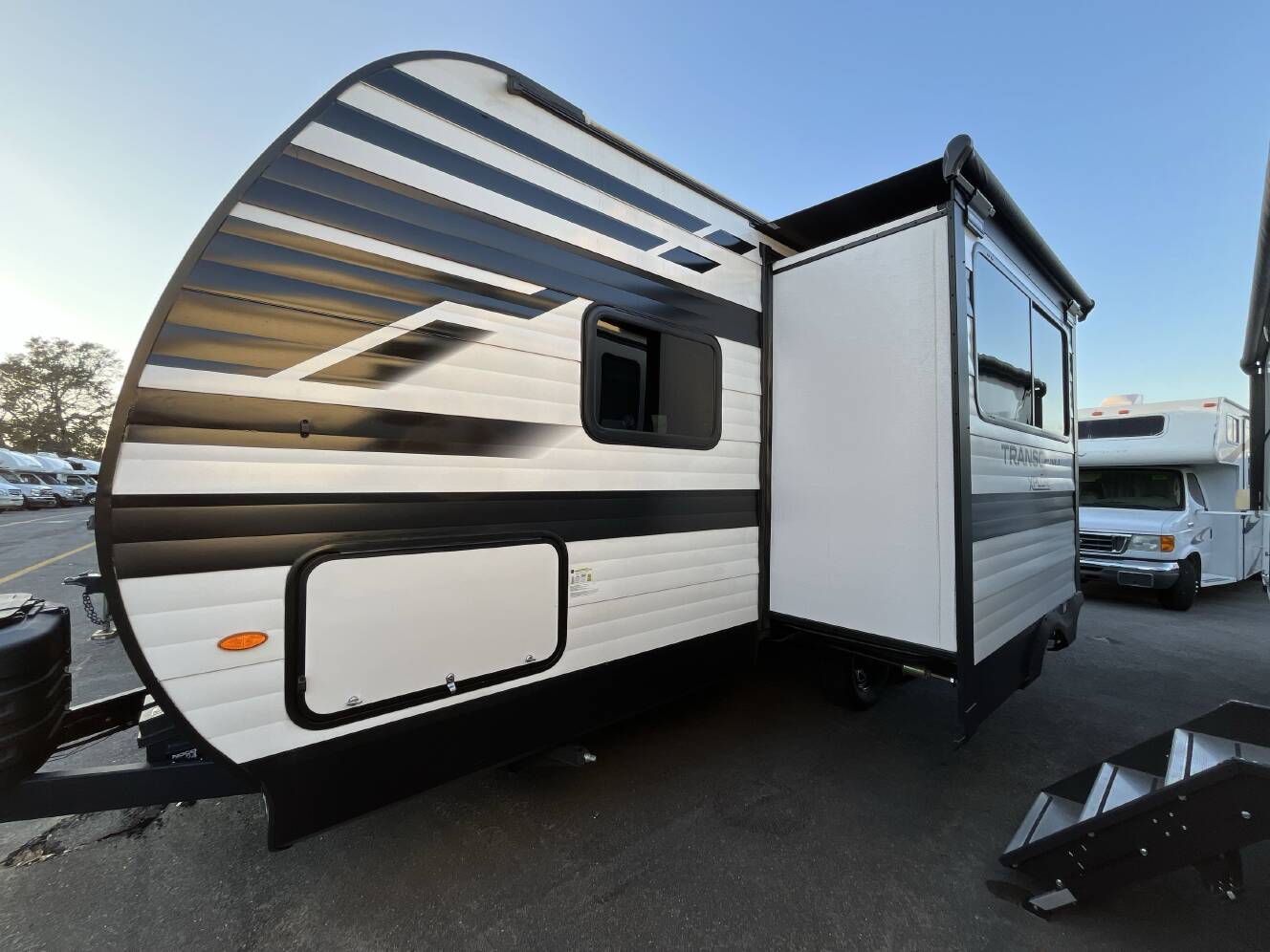 A photo of this 2024 Grand Design TRANSCEND XPLOR 200MK