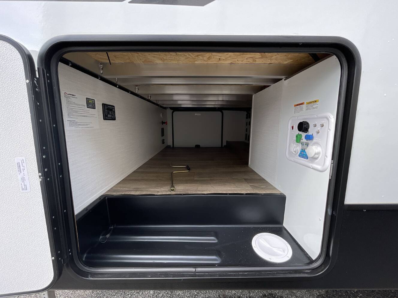 A photo of this 2024 Heartland EDDIE BAUER SIGNATURE 3100RL