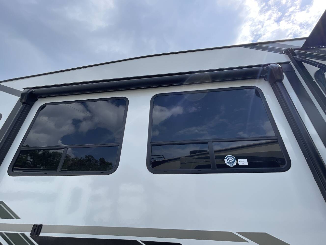 A photo of this 2024 Heartland EDDIE BAUER SIGNATURE 3100RL