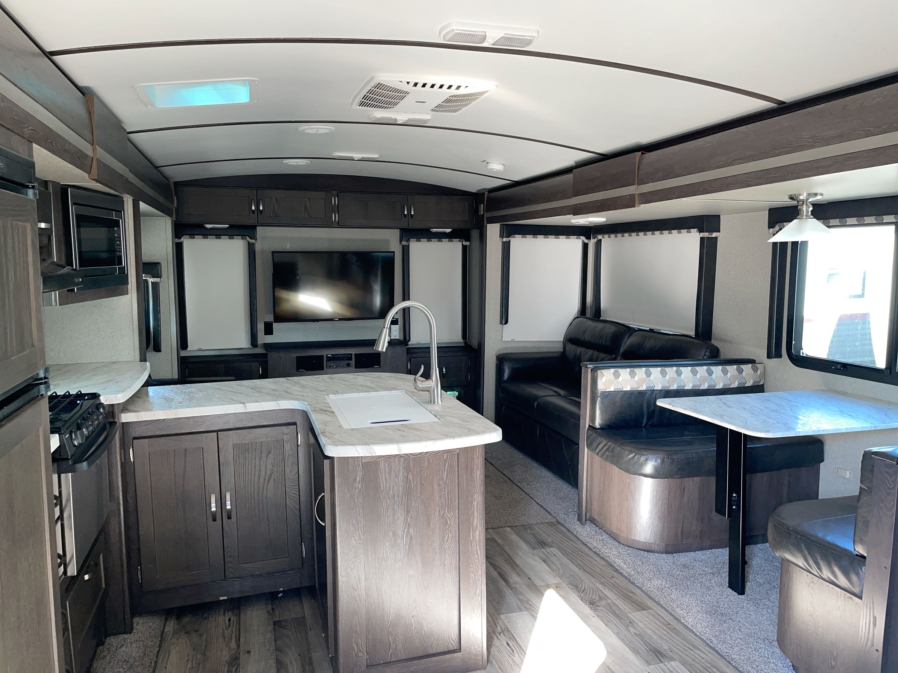 2018 Keystone OUTBACK 326RL in braidwood IL