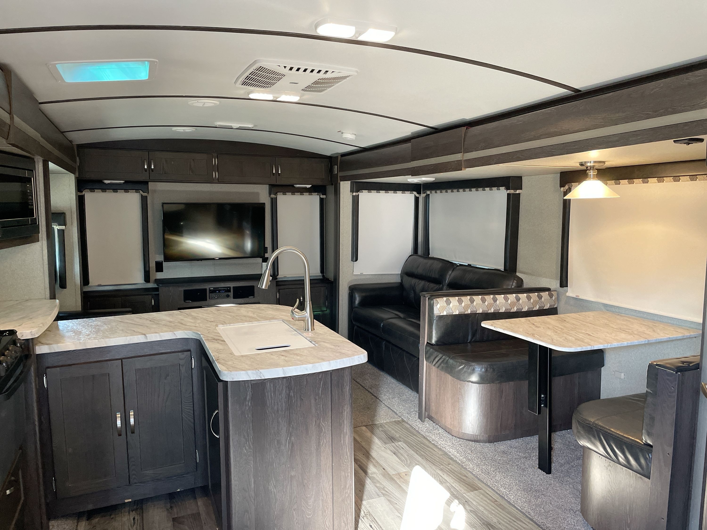 2018 Keystone OUTBACK 326RL in braidwood IL