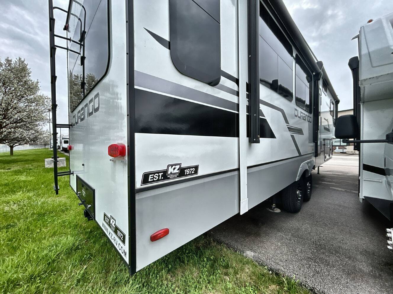 A photo of this 2024 K-Z Rv DURANGO 301RLT
