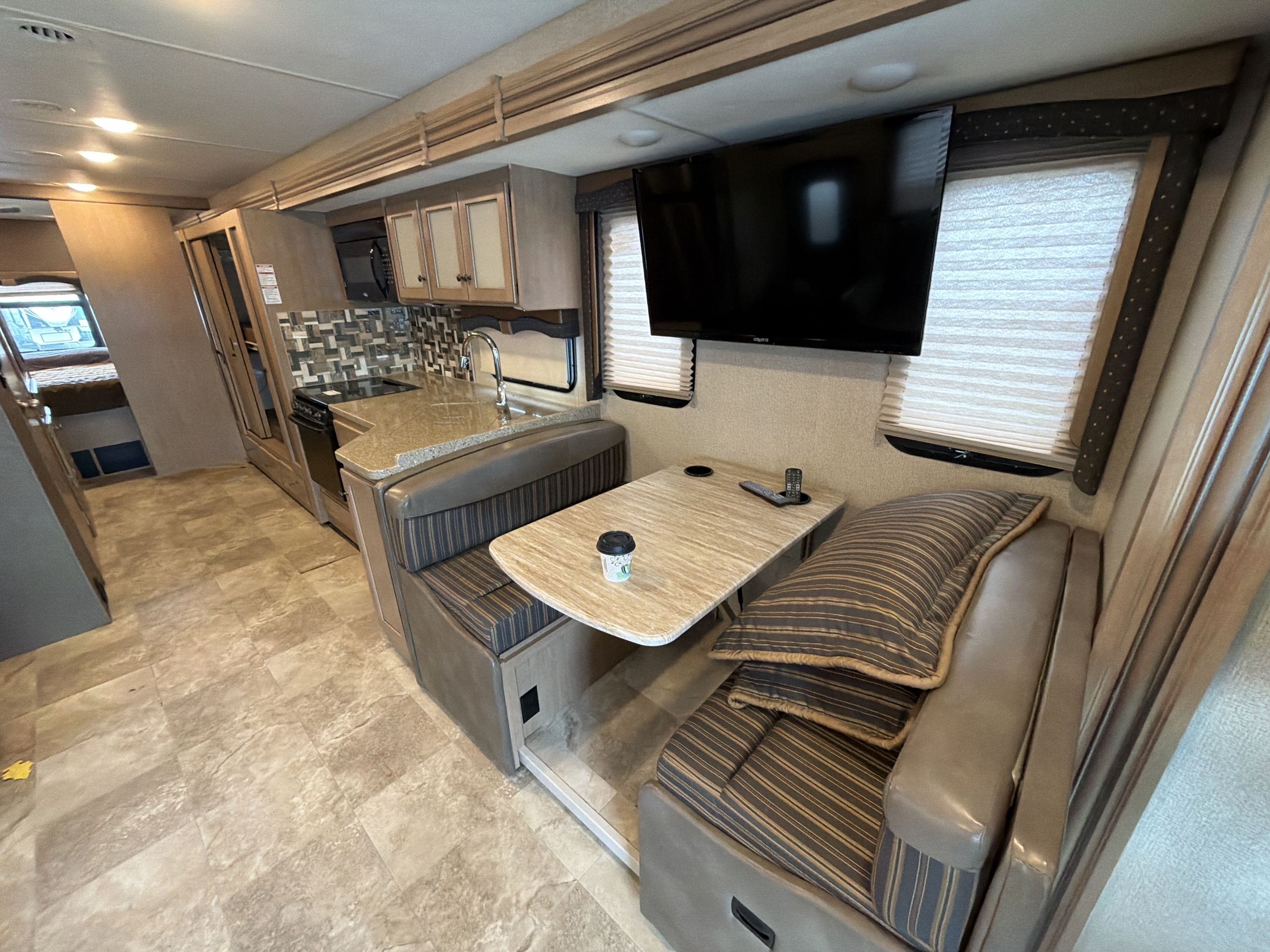 2018 Thor WINDSPORT 34J in cheyenne WY