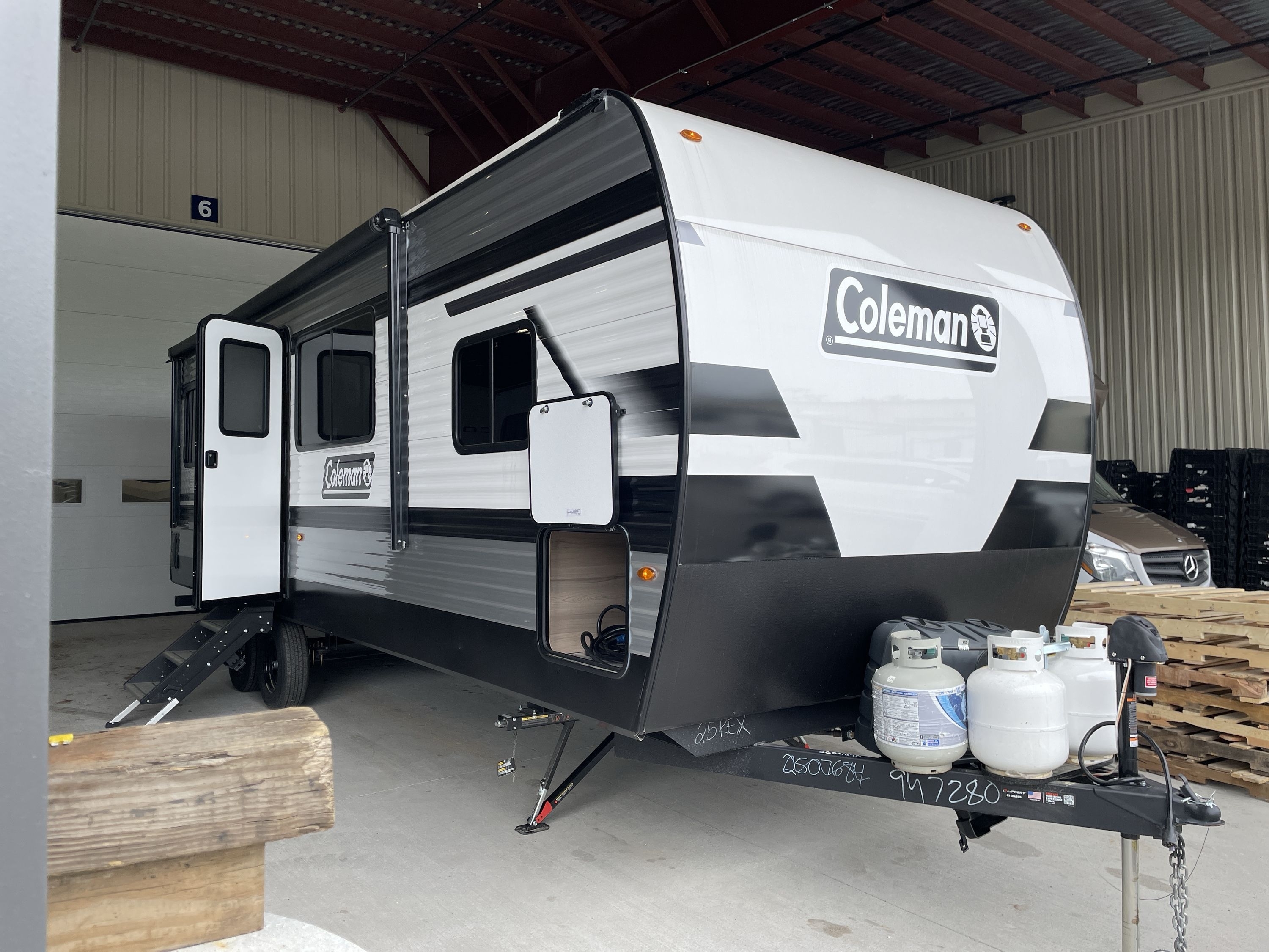2025 Keystone COLEMAN 25REX in windham ME